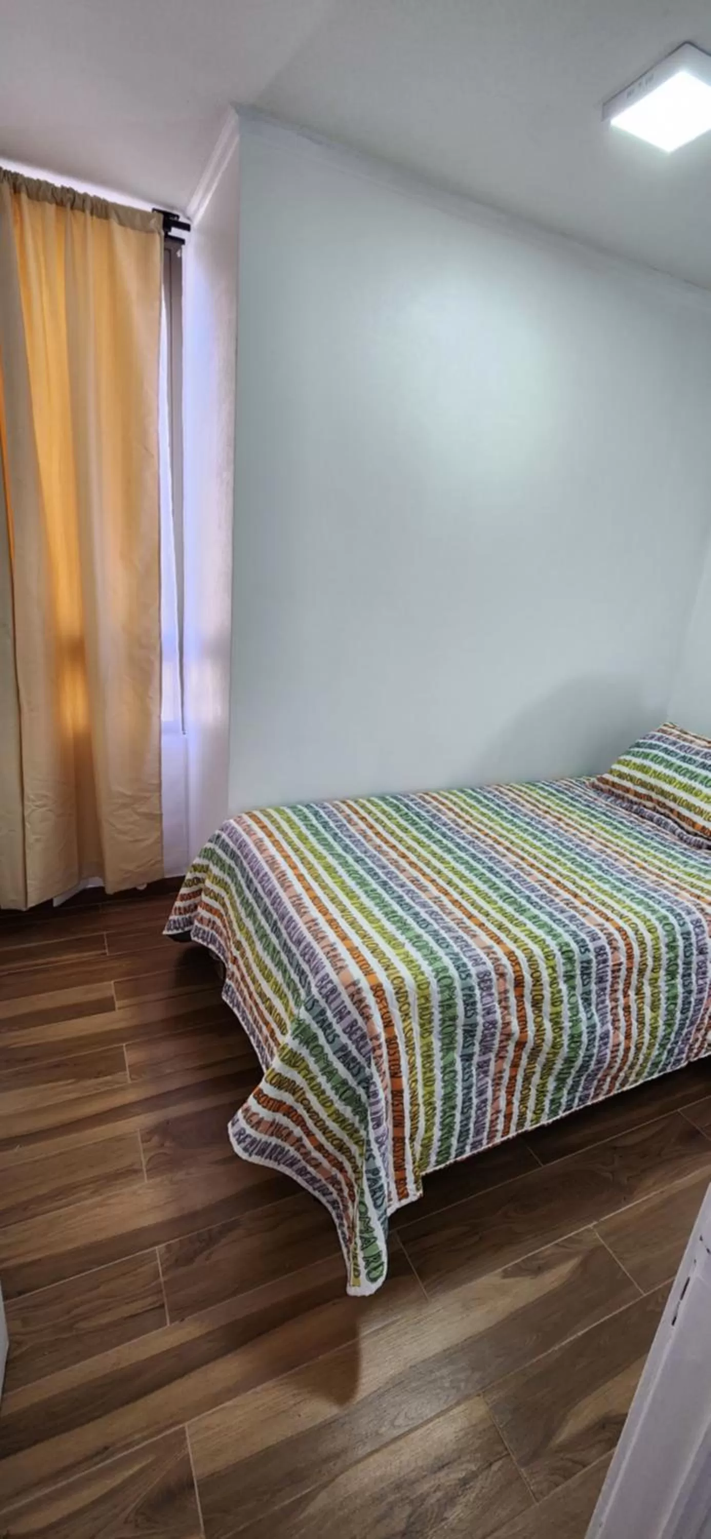 Bed in Personal Aparts Bellas Artes