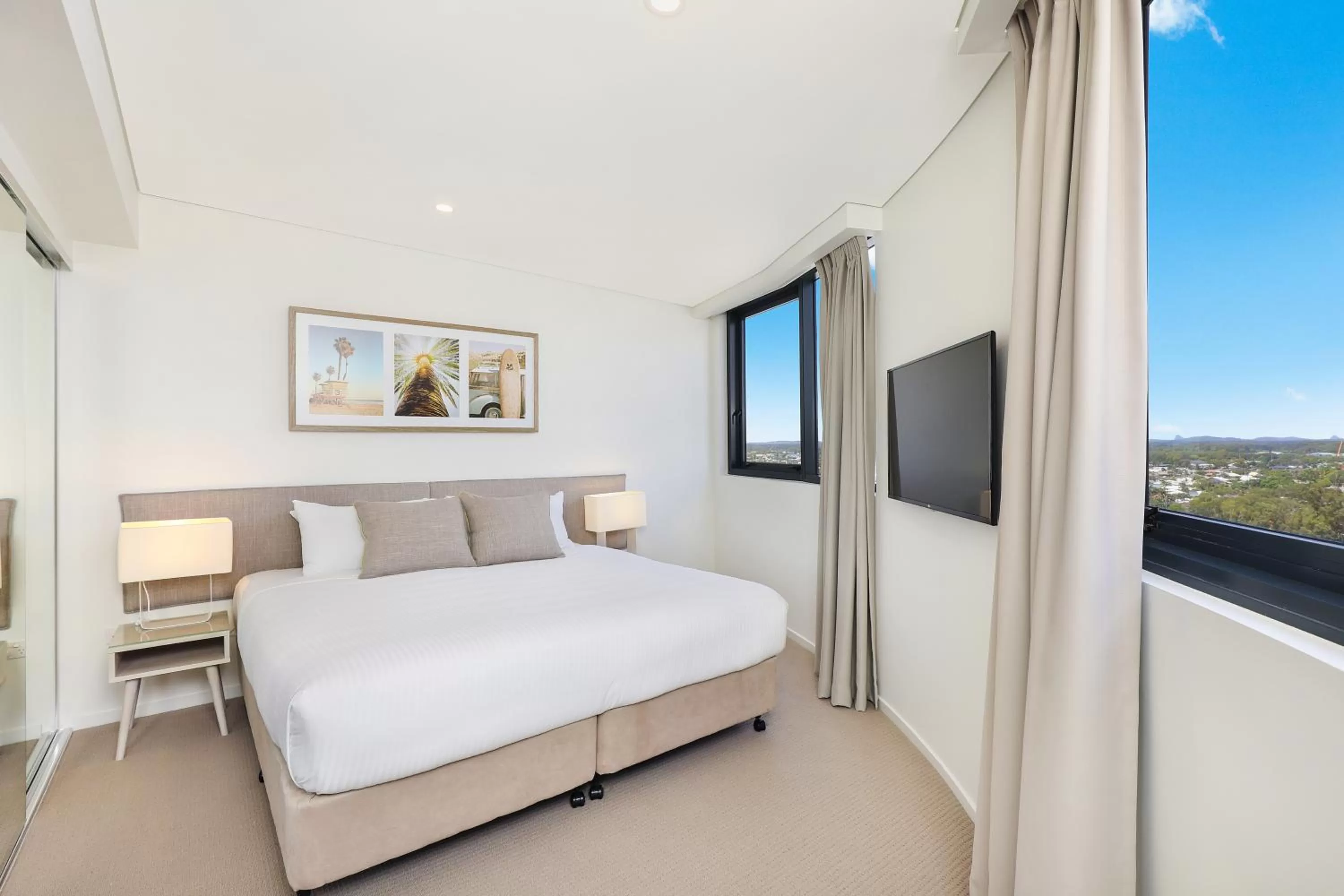 Bedroom, Bed in Breeze Mooloolaba, Ascend Hotel Collection
