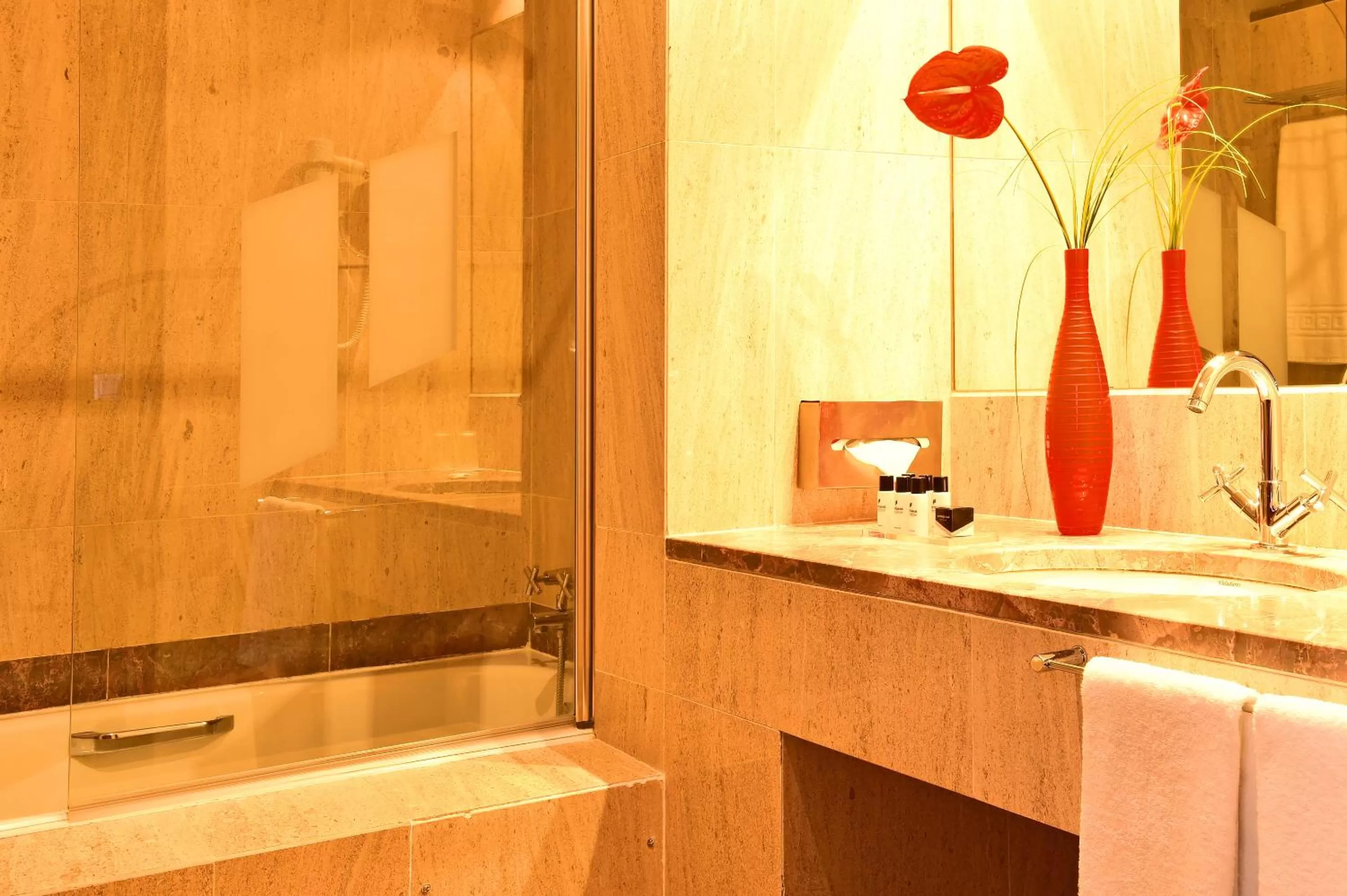 Bathroom in Pousada Castelo de Alcacer do Sal