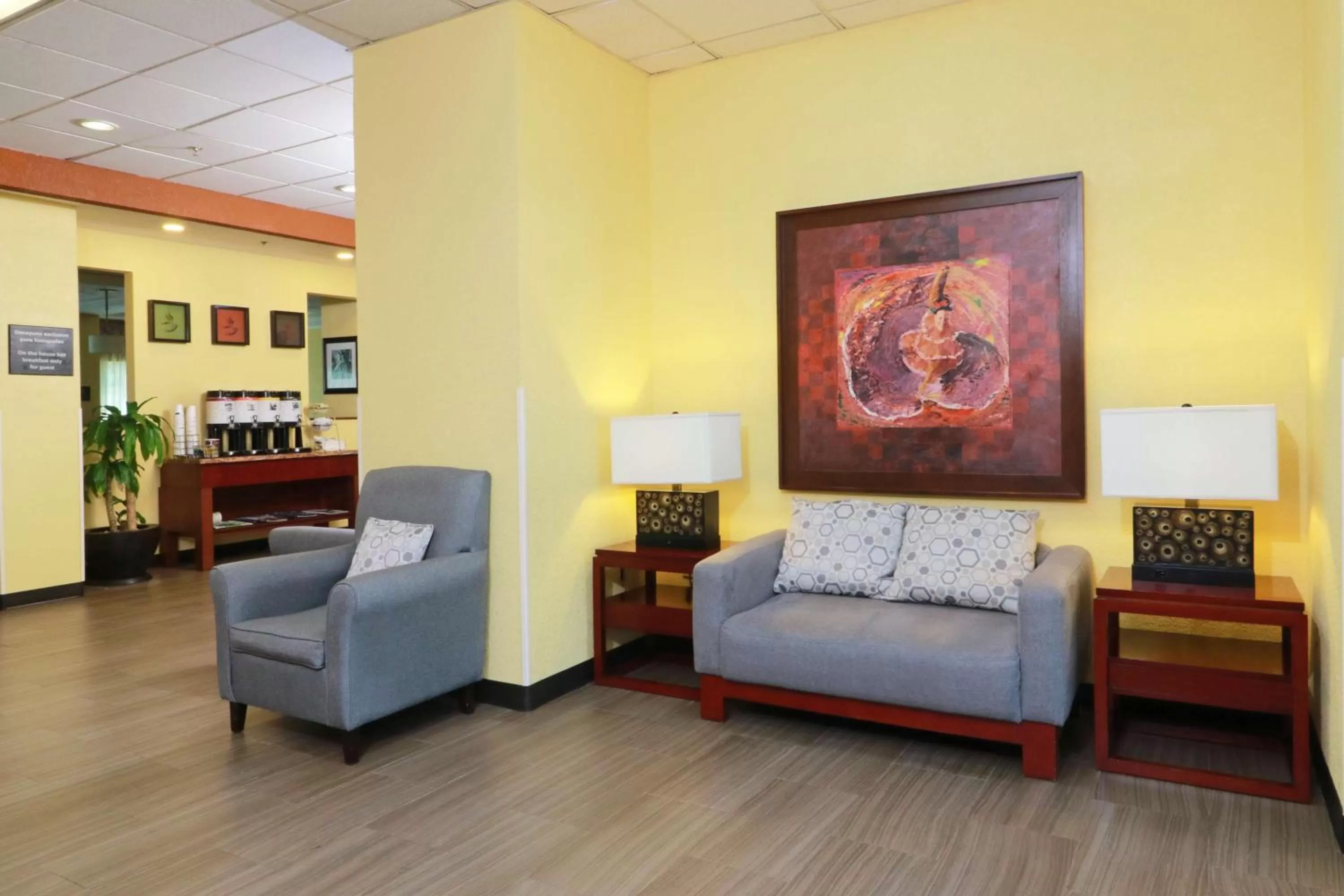 Lobby or reception in Hampton Inn by Hilton Guadalajara-Aeropuerto