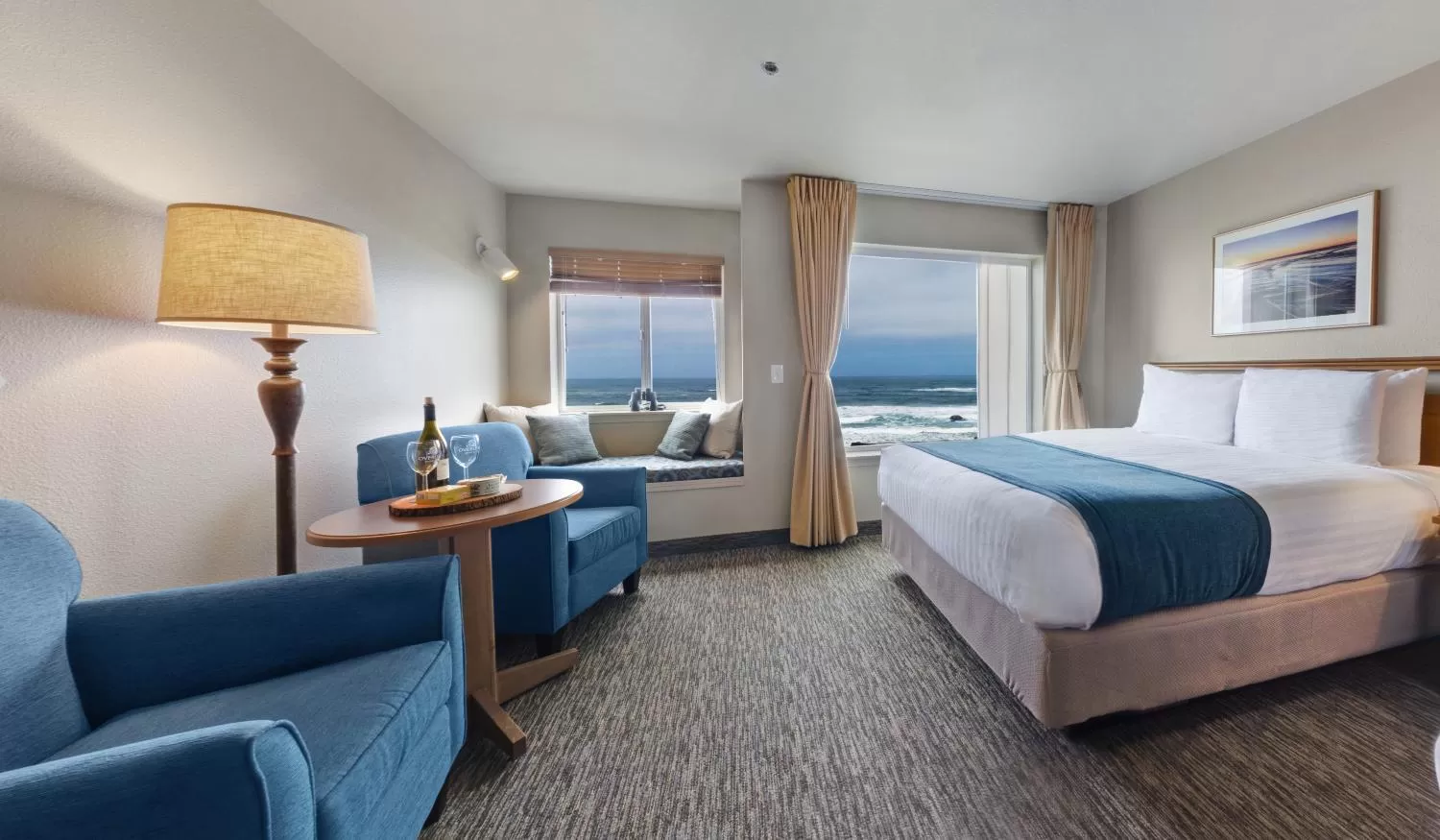 Bed in Overleaf Lodge and Spa