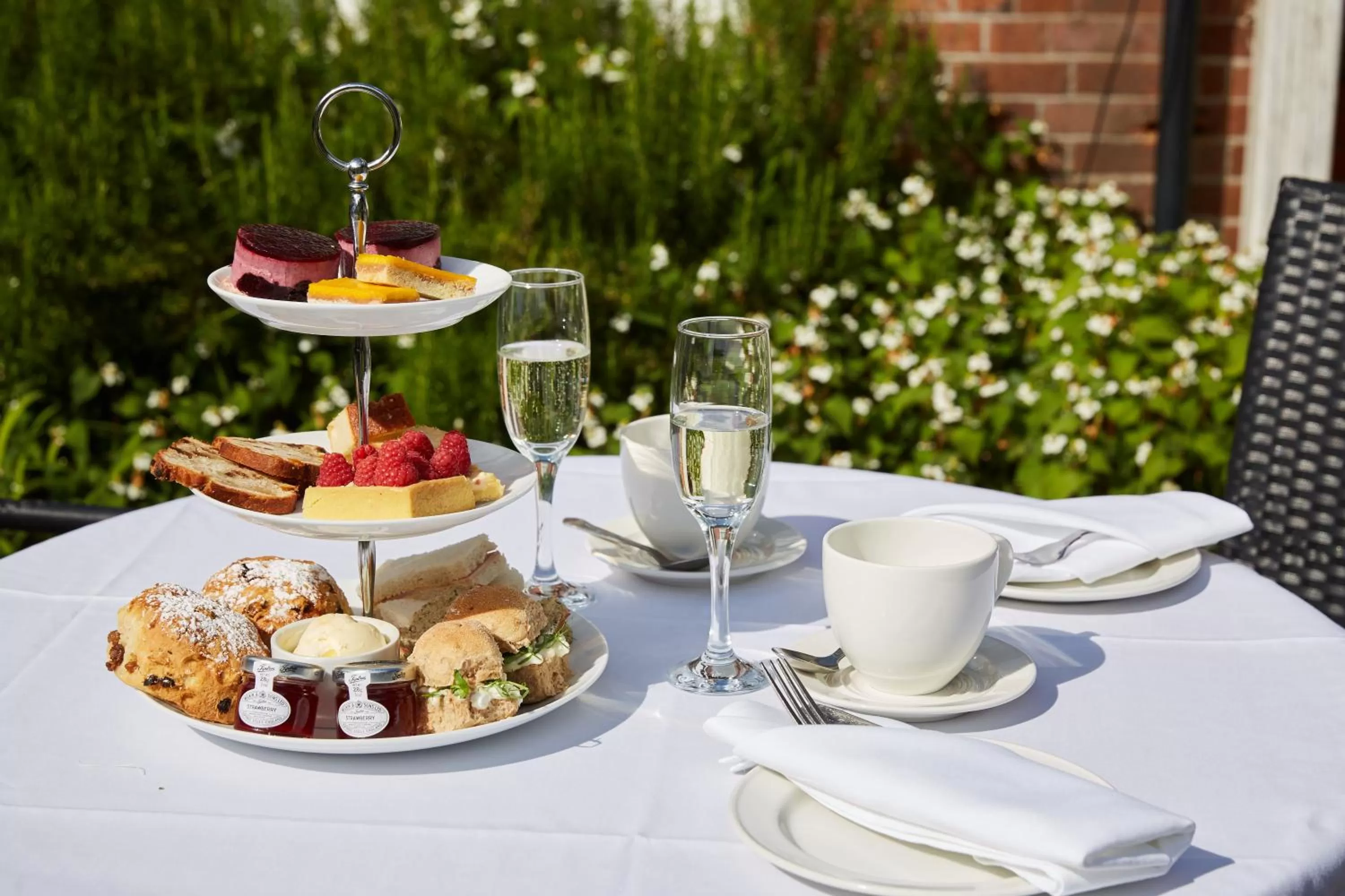 Patio in Lismoyne Hotel