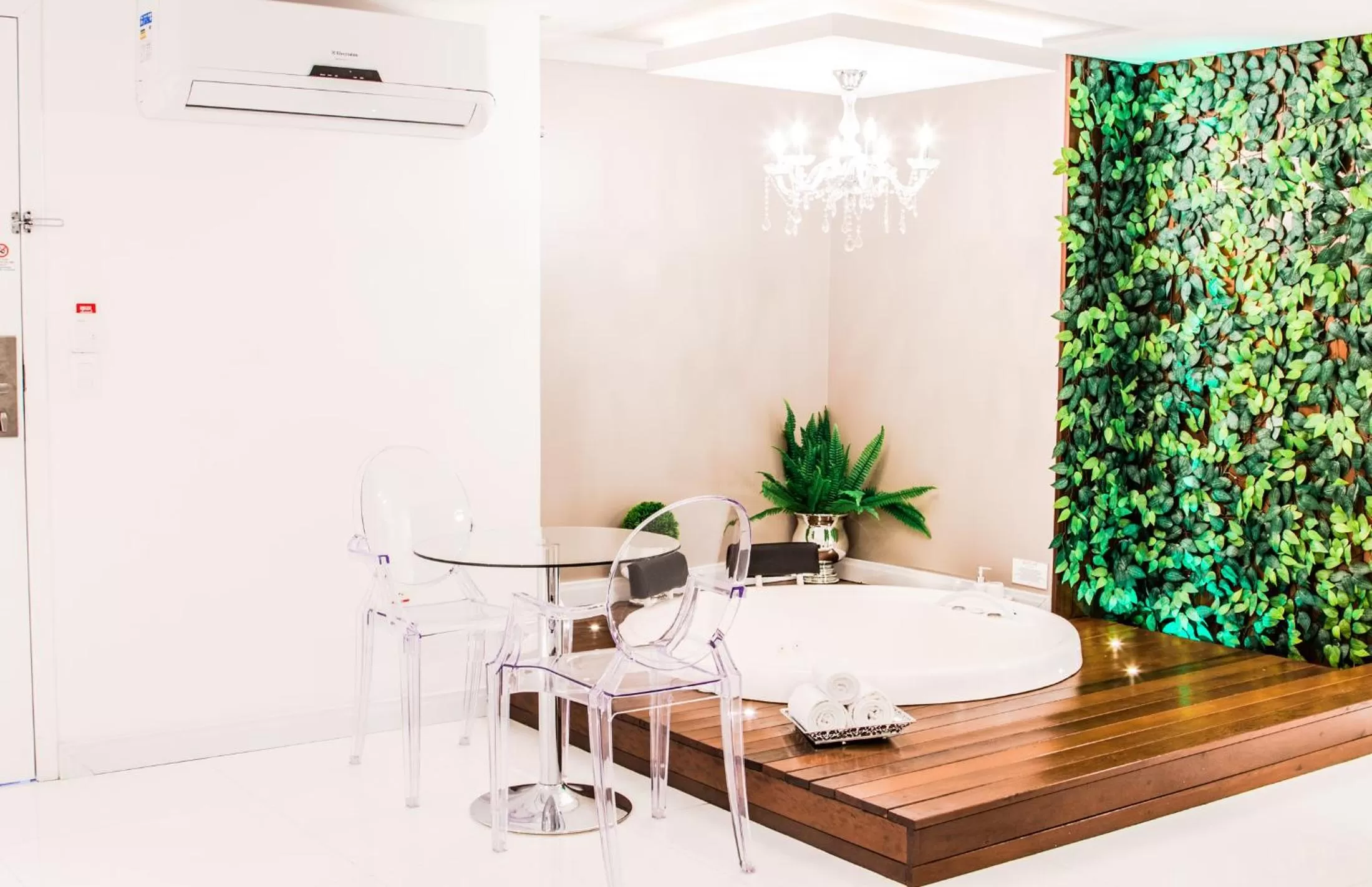 Hot Tub in Hotel Rieger