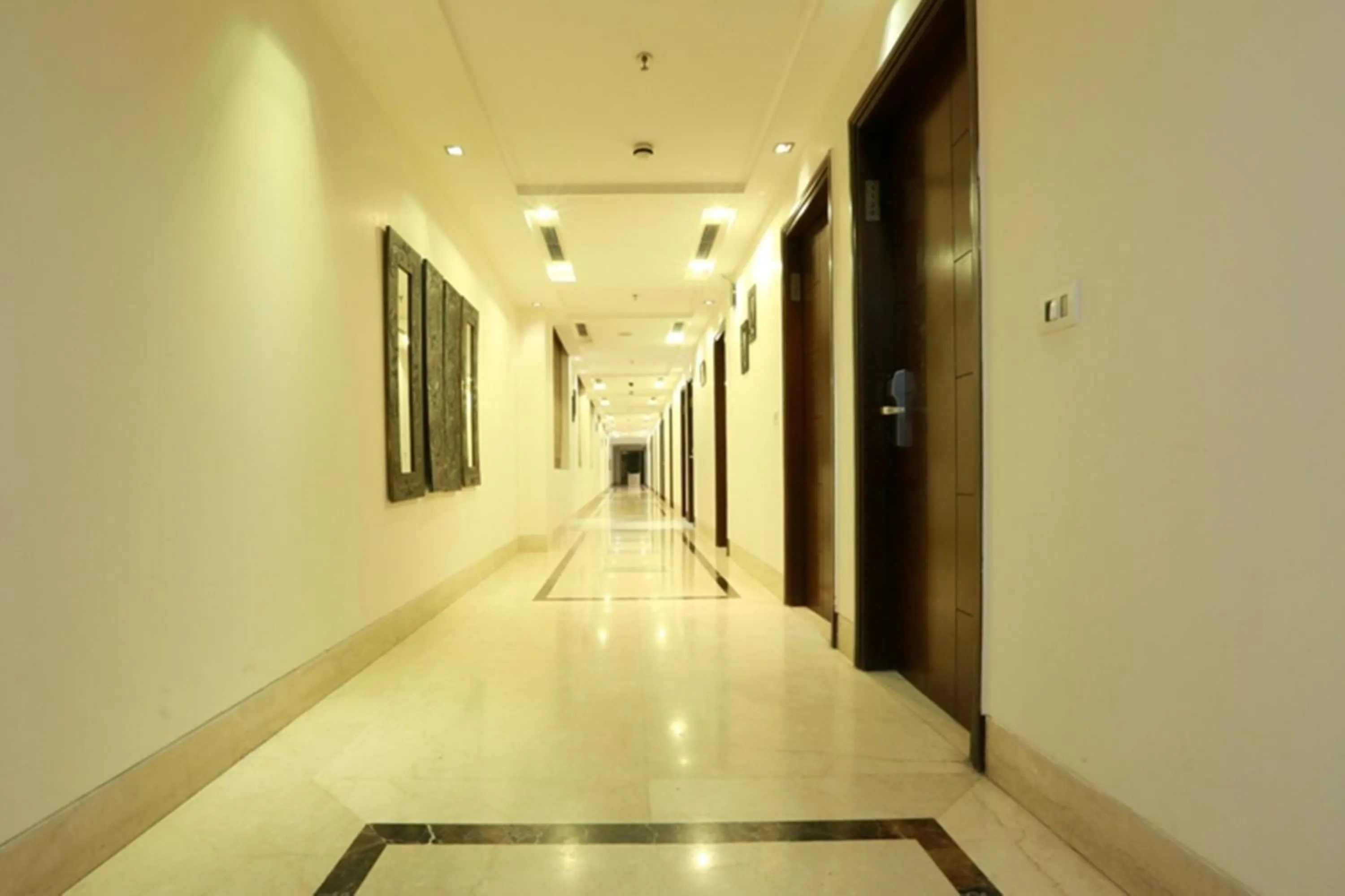 Lobby or reception in Hotel Airport Residency