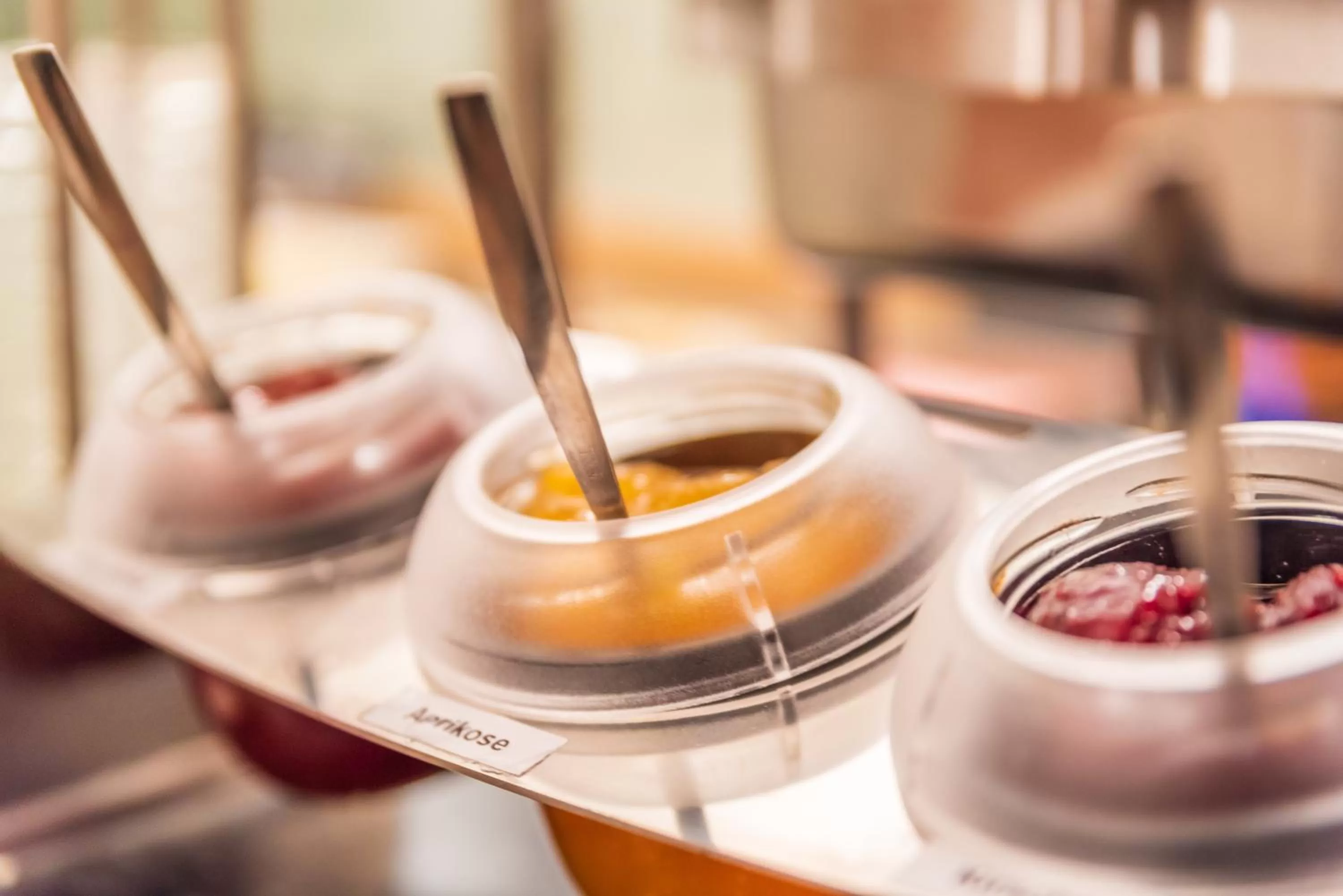 Buffet breakfast in Hotel Garni Getreuer Eckart