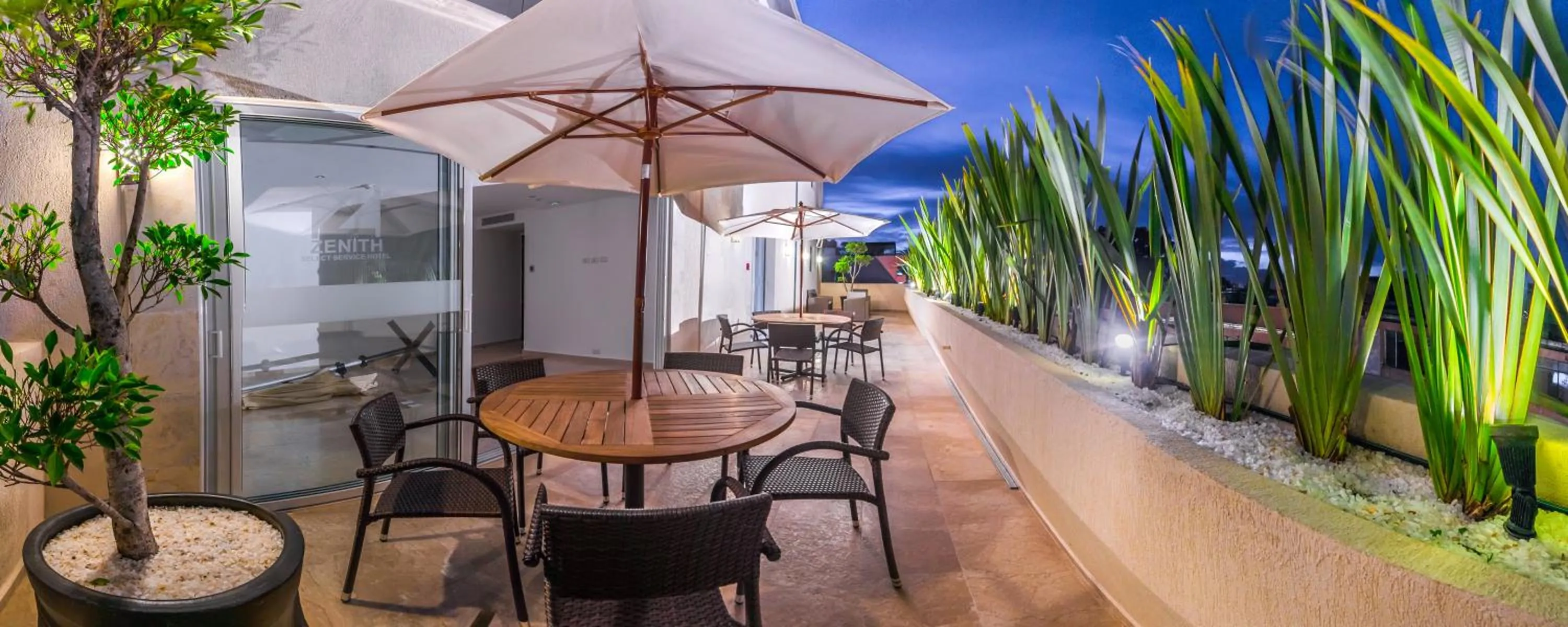 Balcony/Terrace in Hotel Zenith