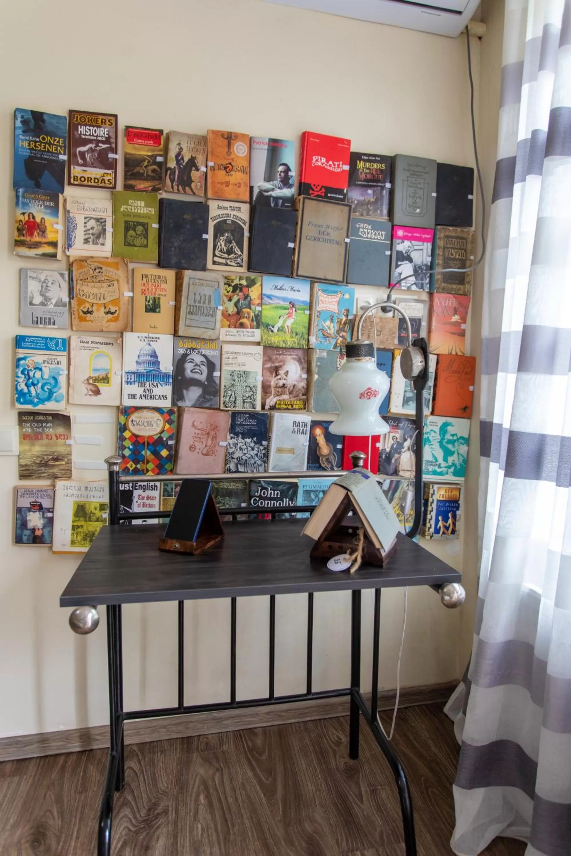 hair dresser in Book Hotel