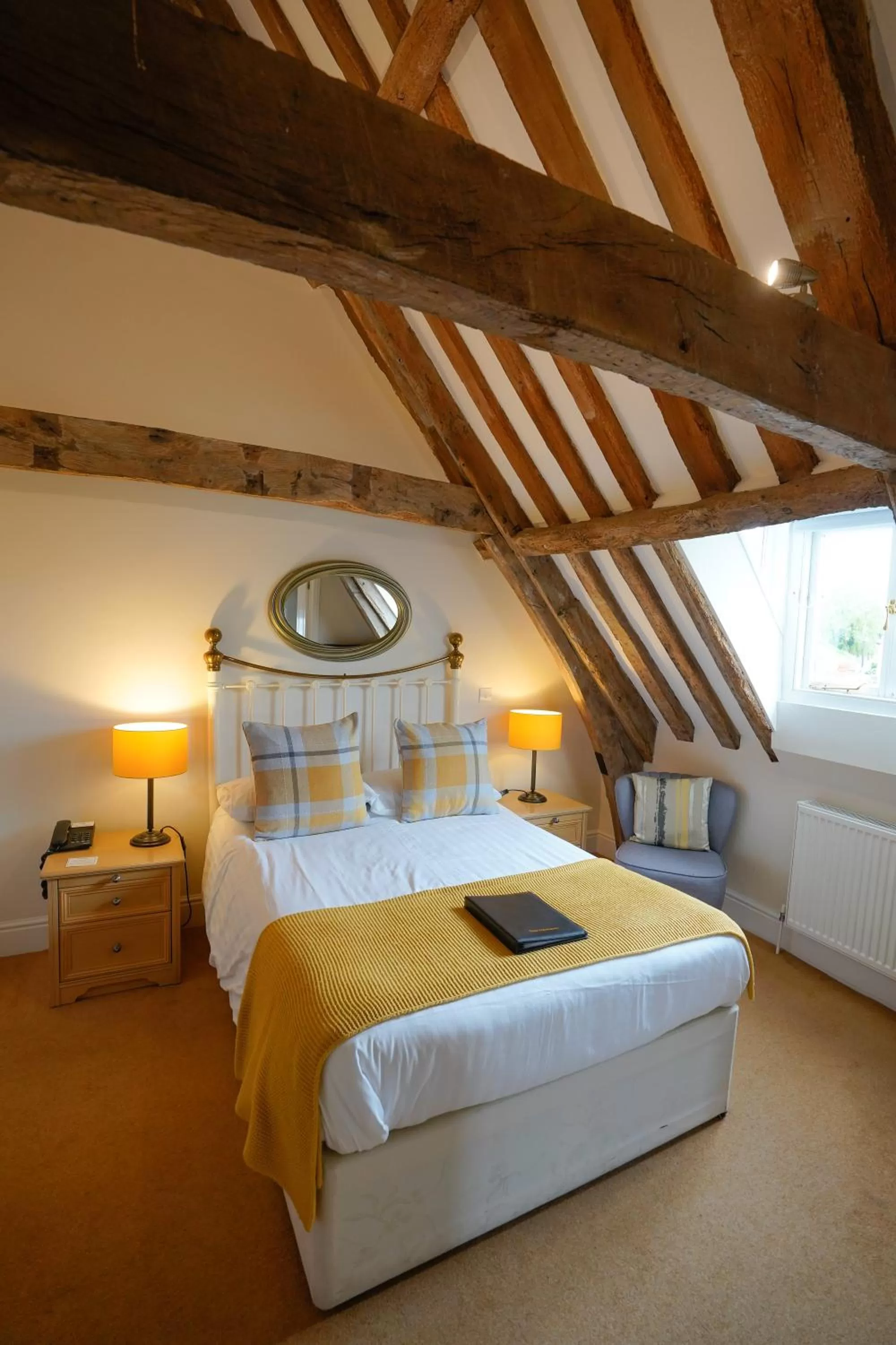 Bed in Waveney House Hotel