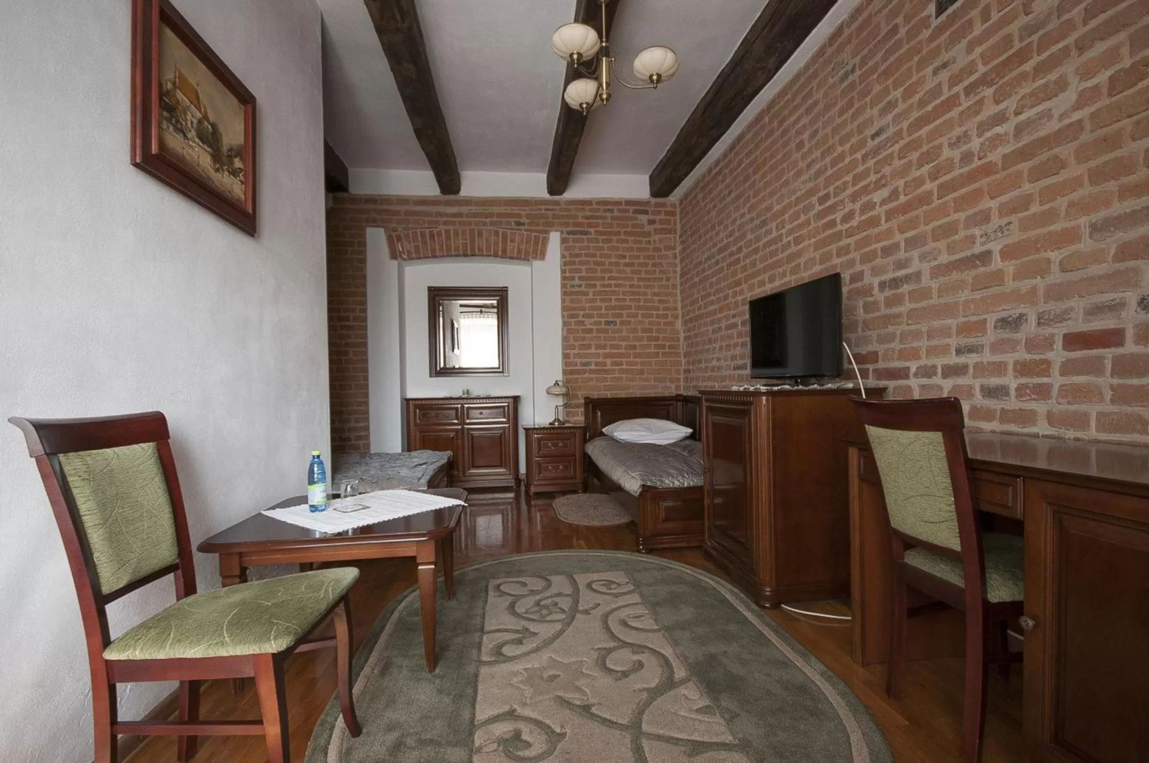 Photo of the whole room in Hotel Restauracja Pod Parowozem