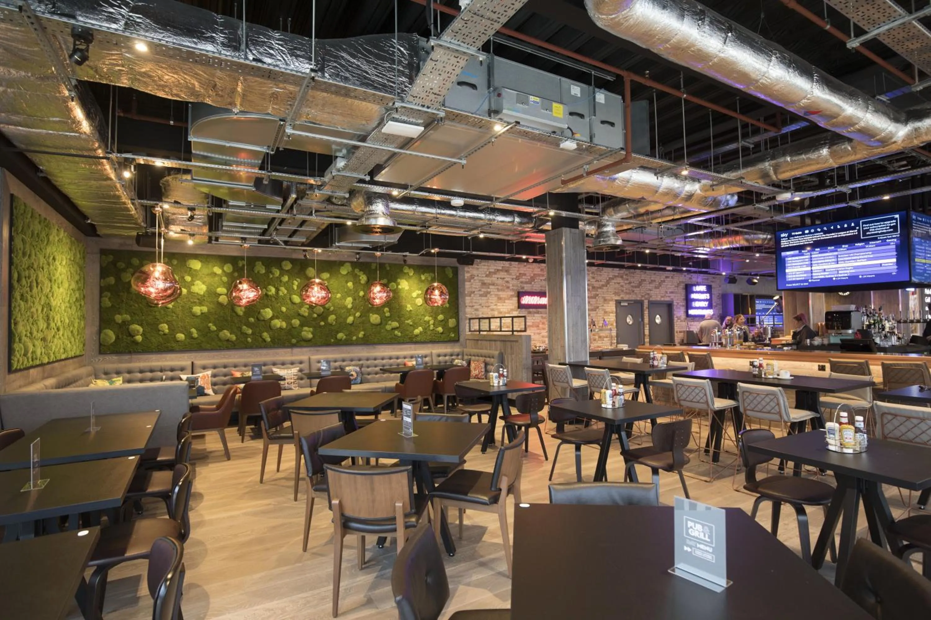 Restaurant/places to eat in Village Hotel Basingstoke