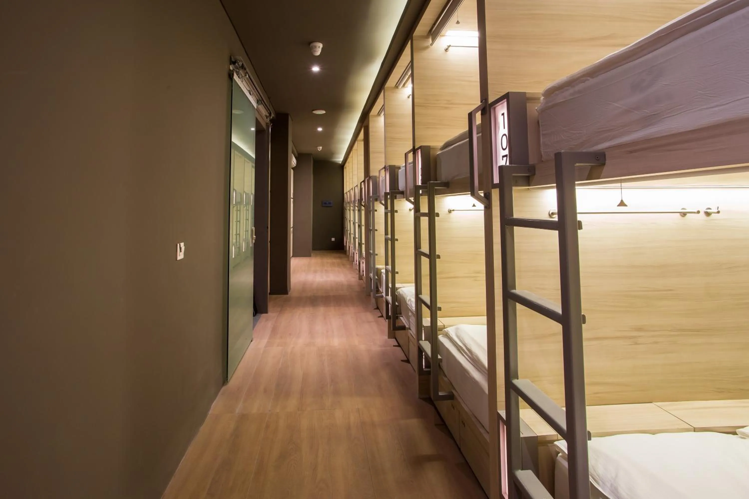 bunk bed, Bed in H-ostel Bali