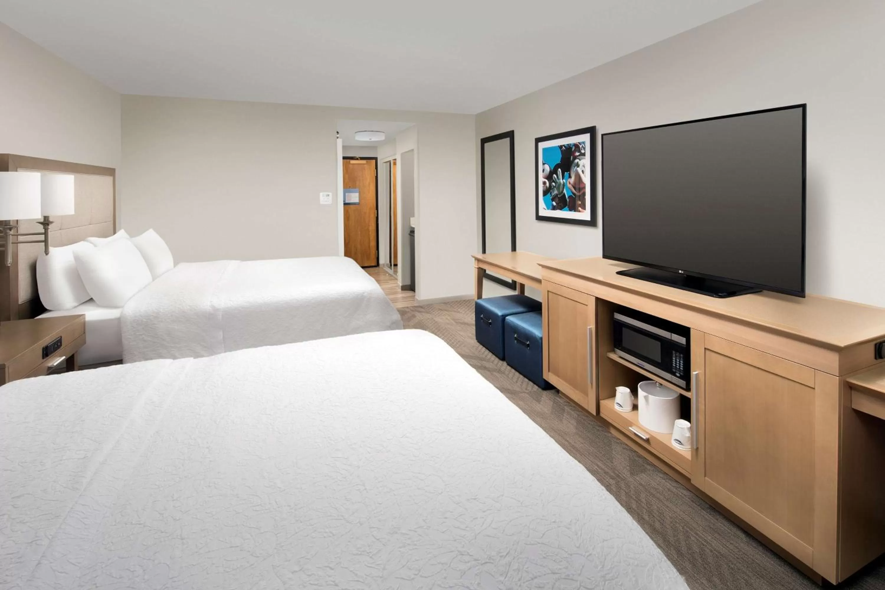 Bedroom, Bed in Hampton Inn & Suites Anaheim Garden Grove