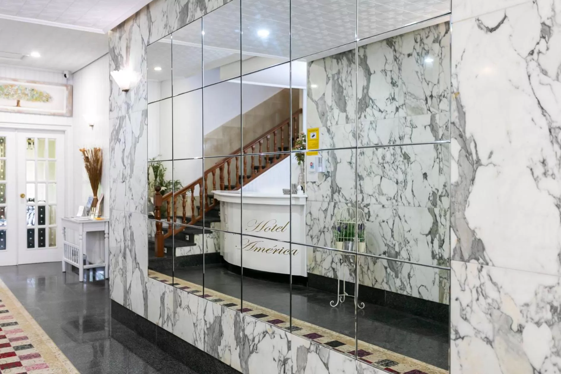 Lobby or reception in Hotel América Ferrol