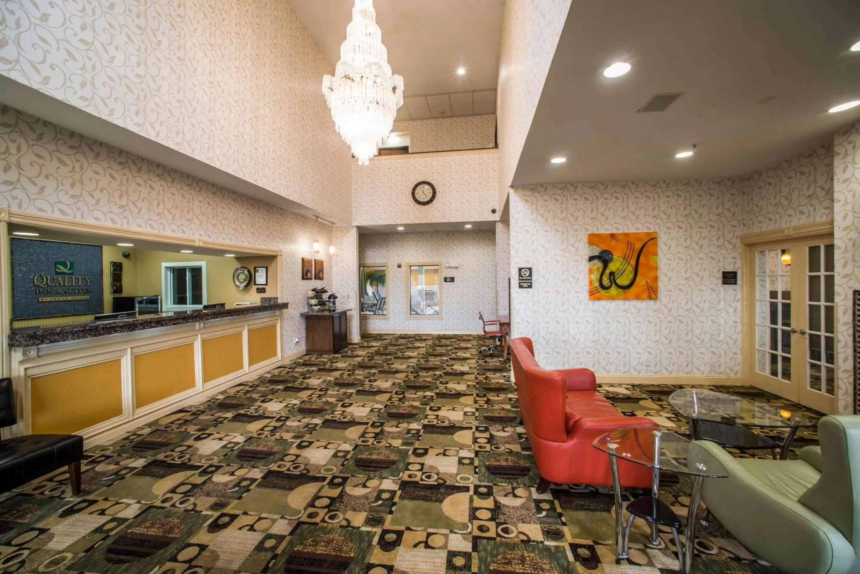 Lobby or reception in Quality Inn Litchfield Route 66