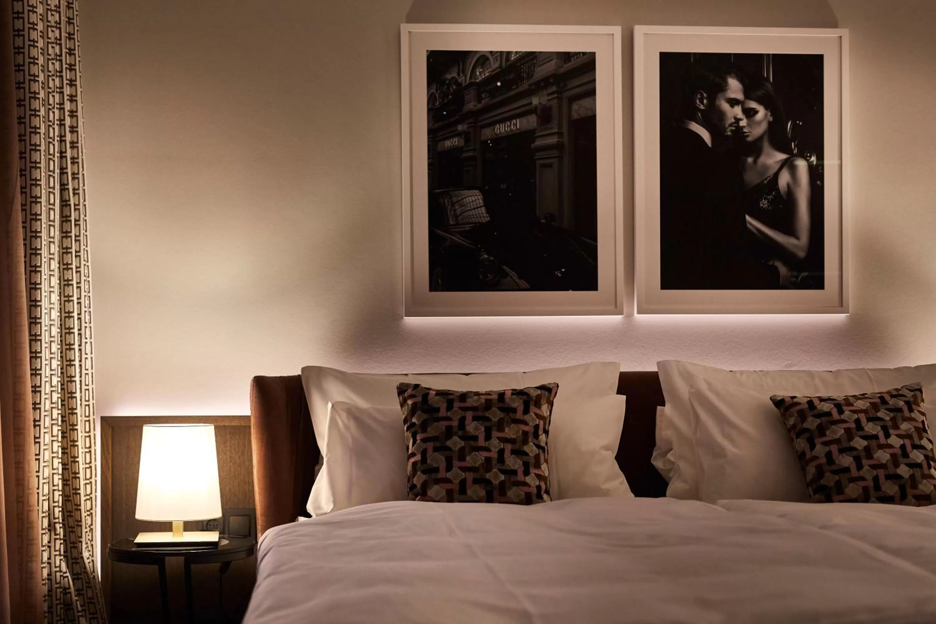 Bed in Clounys Hotel