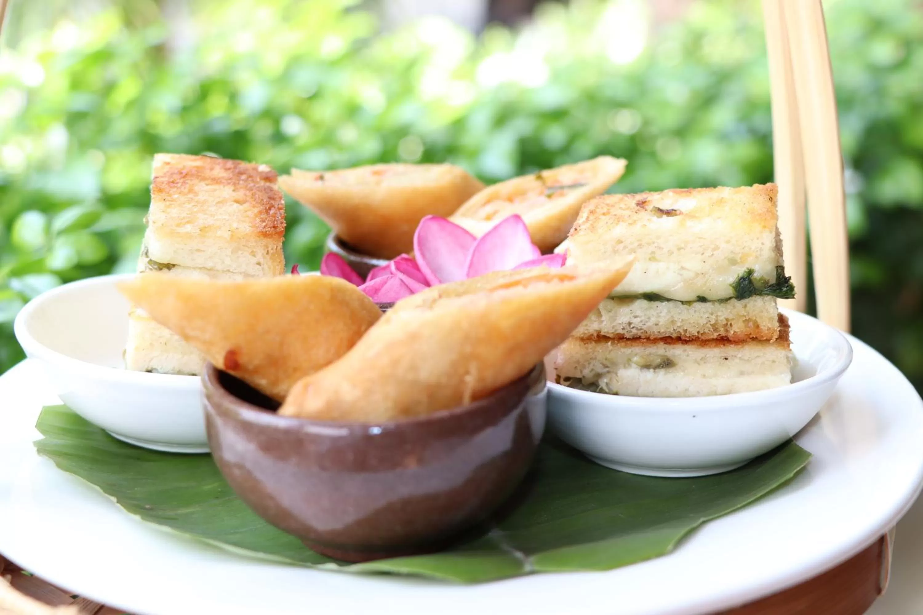 Restaurant/places to eat in Landing Gold by Amatak