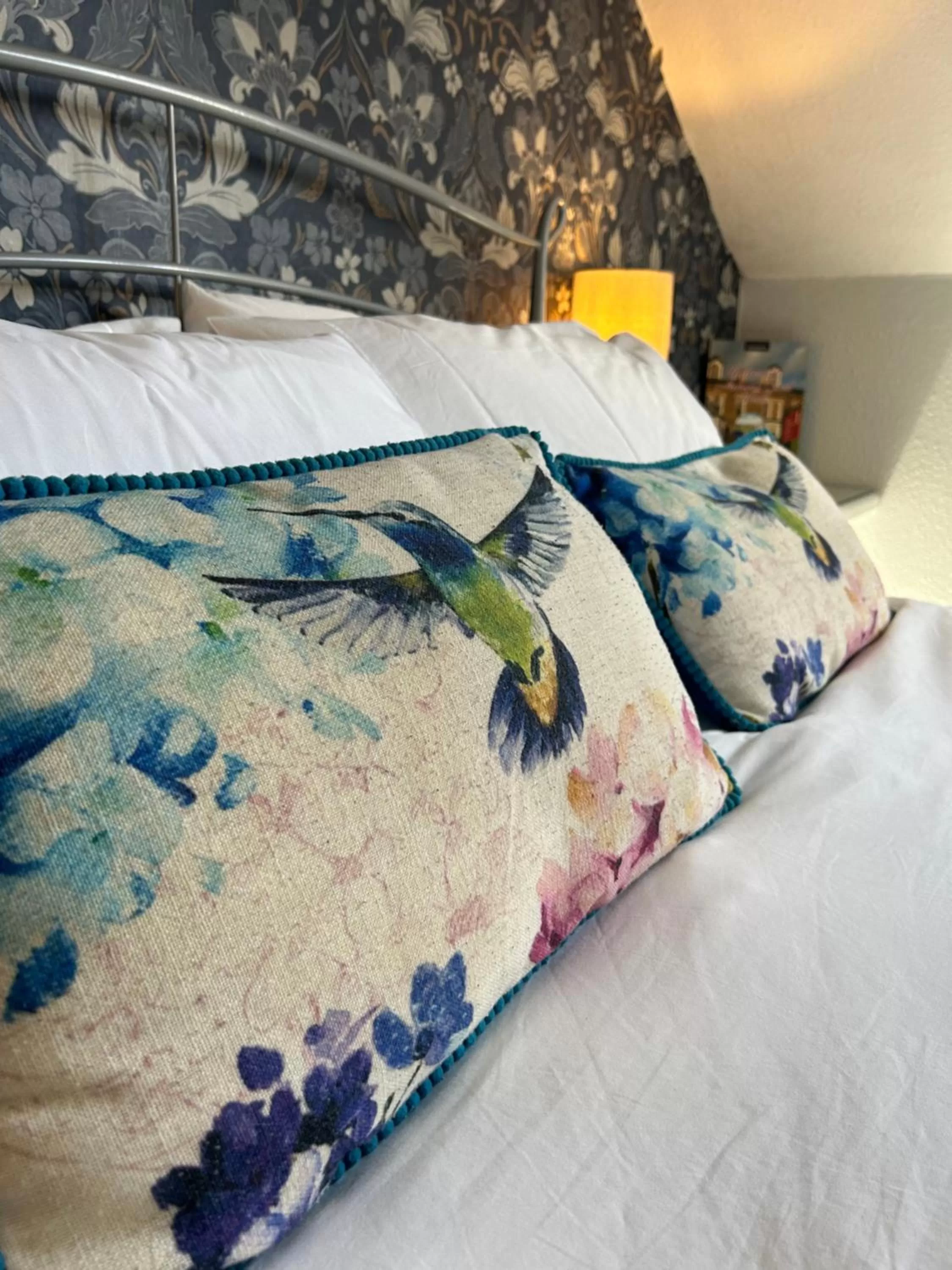 Bed in Archway Guest House