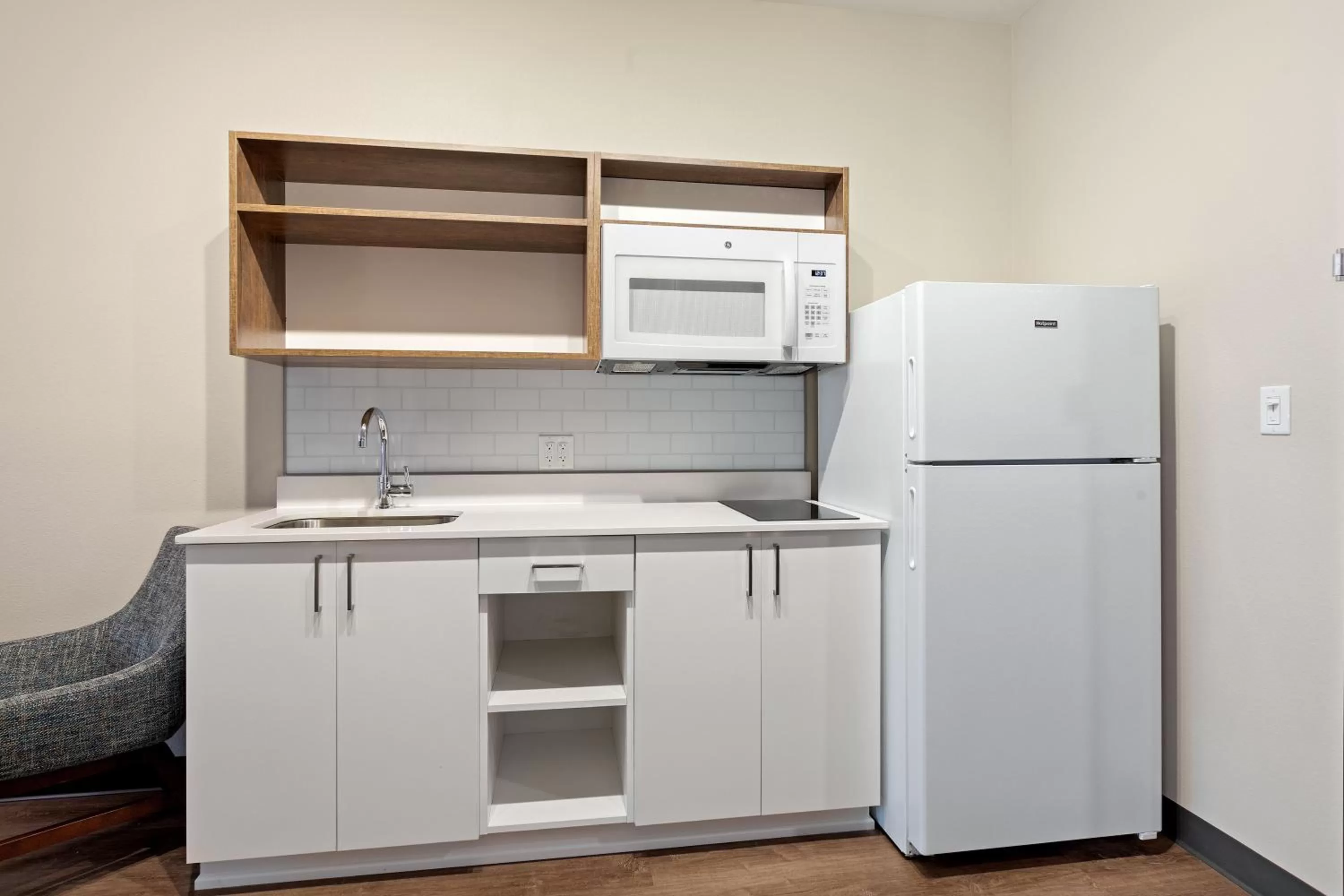 Kitchen or kitchenette in Extended Stay America Suites - Colonial Heights - Fort Lee