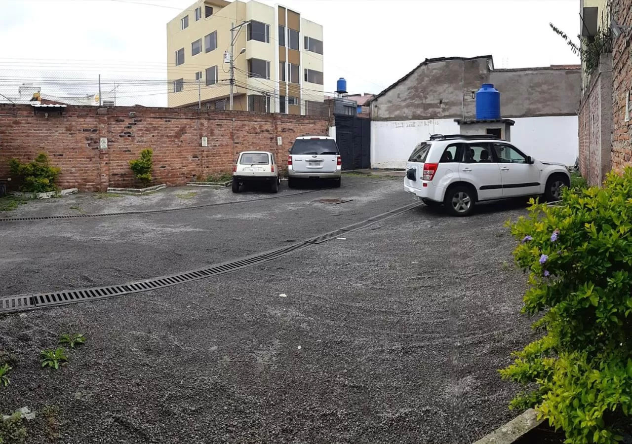 Parking in La Merced Plaza Hospedaje