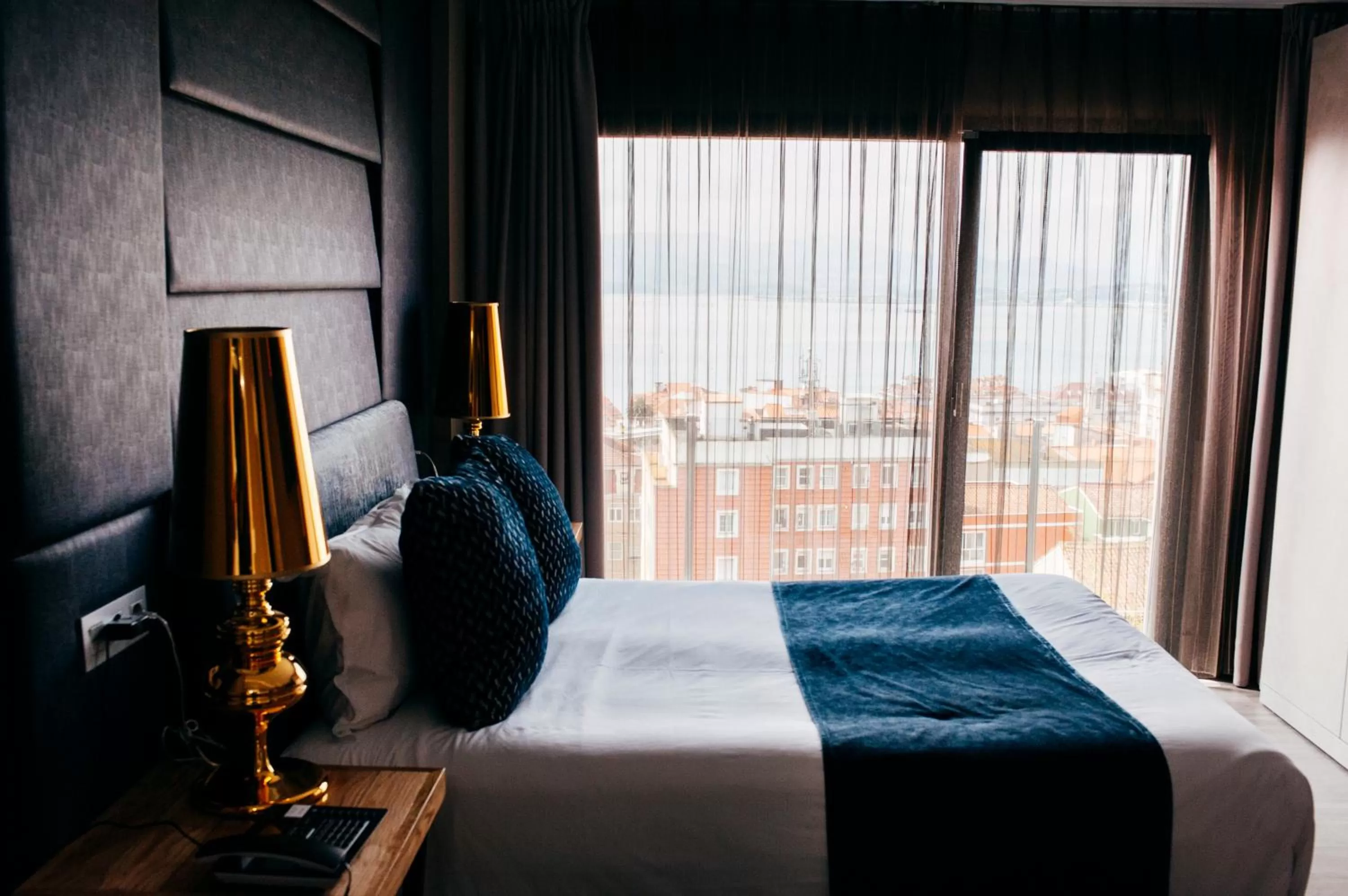 City view, Bed in Hotel Art Santander