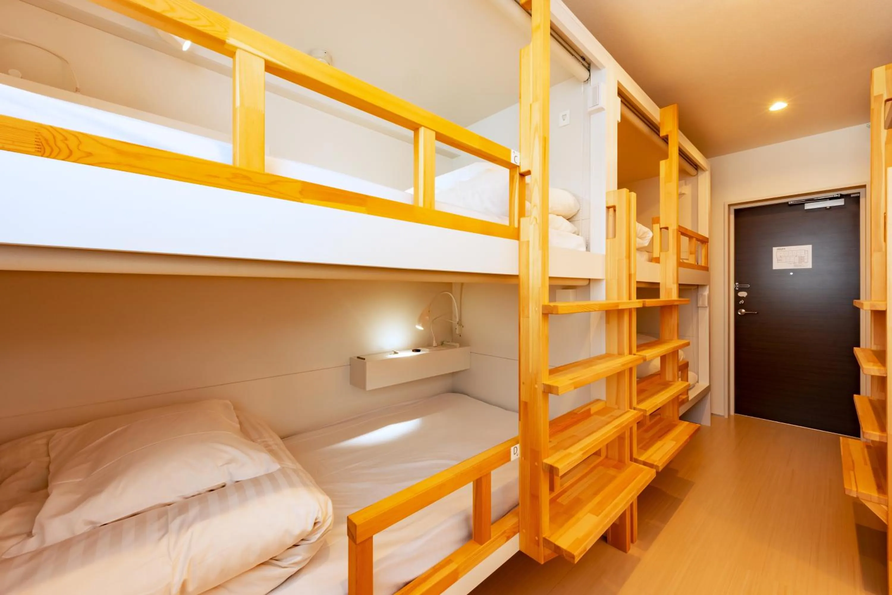 Bed in plat hostel keikyu sapporo sky