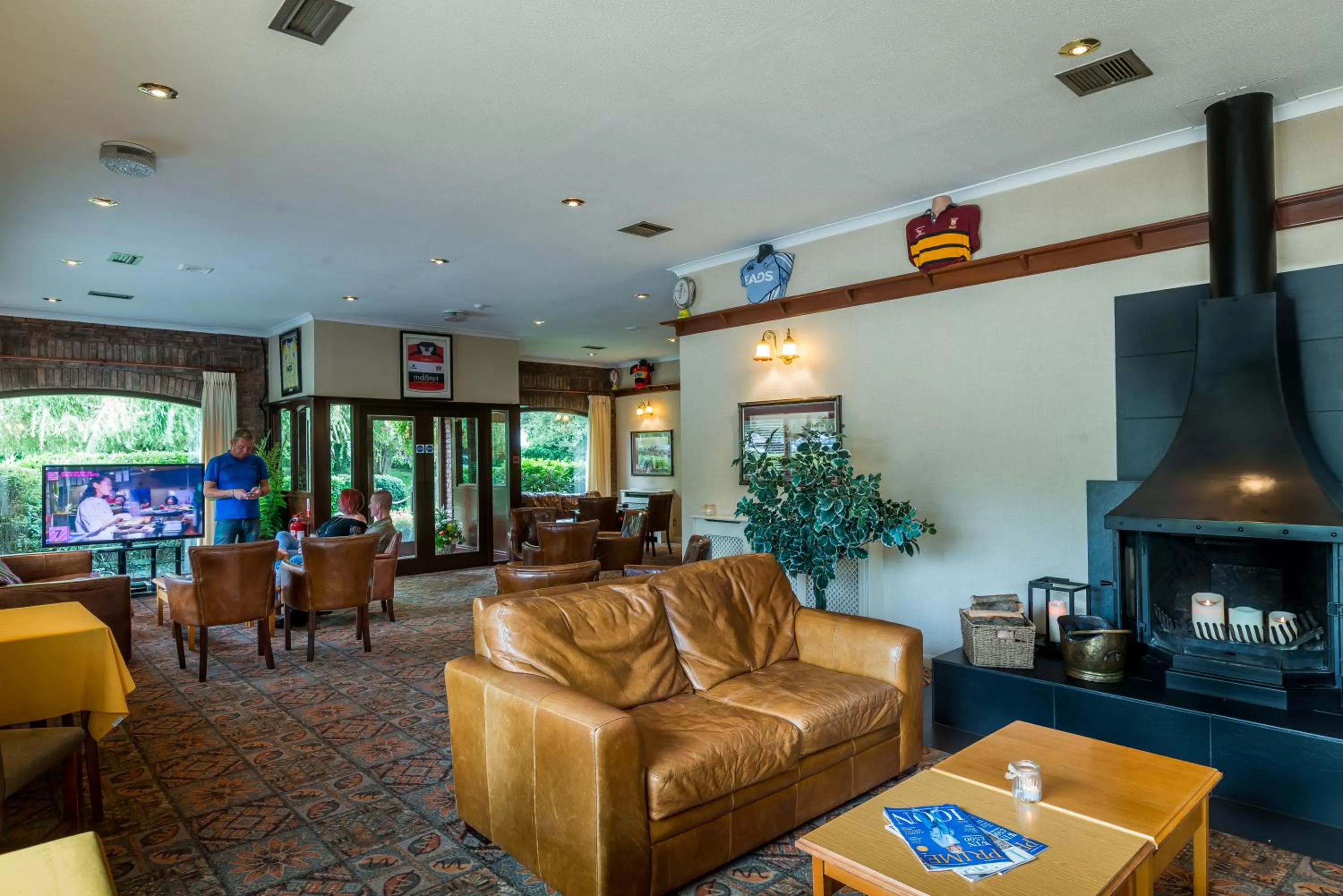 Communal lounge/ TV room in Parkway Hotel & Spa