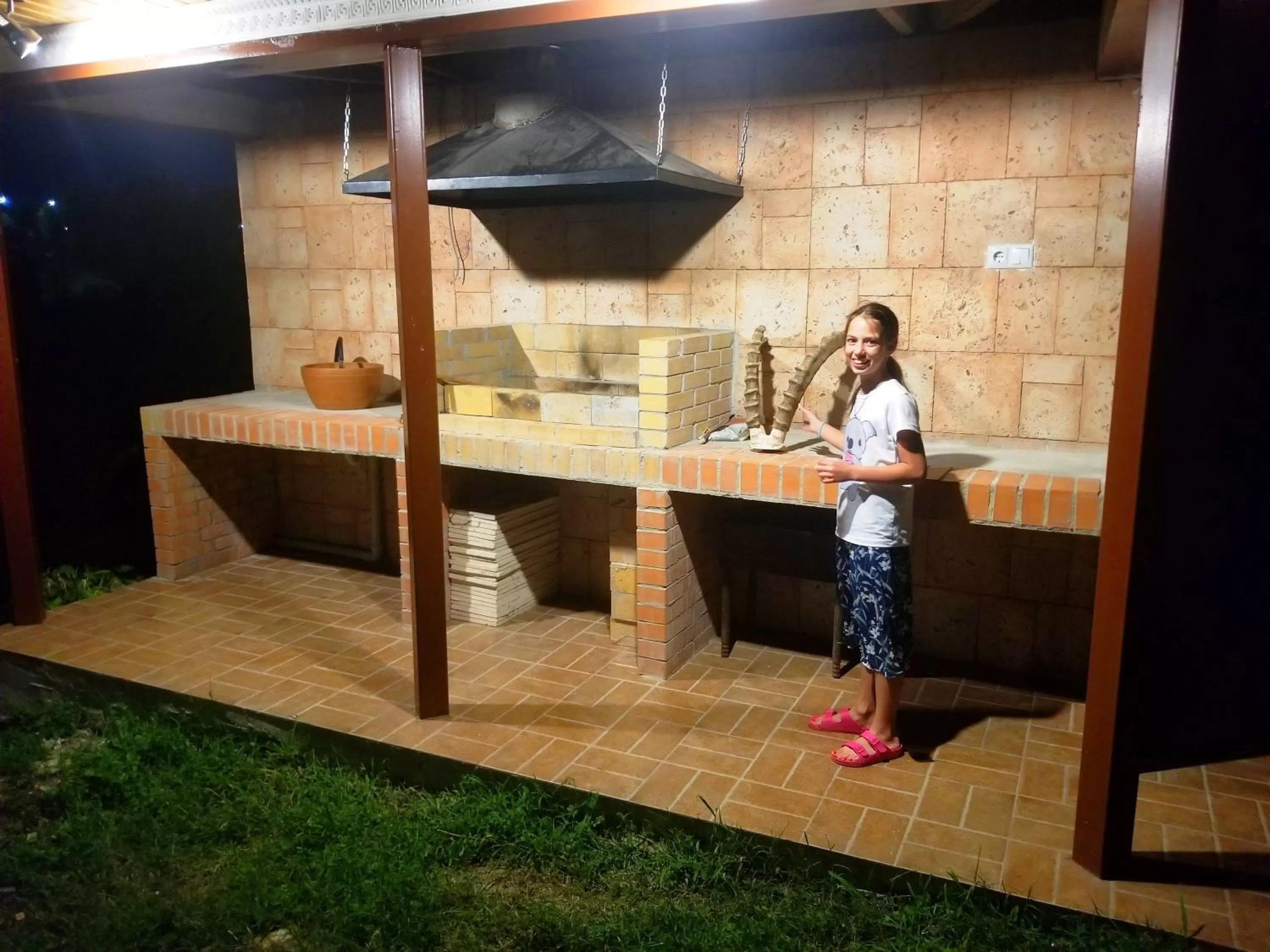 BBQ facilities in Vita Gardenia Hotel Tskaltubo