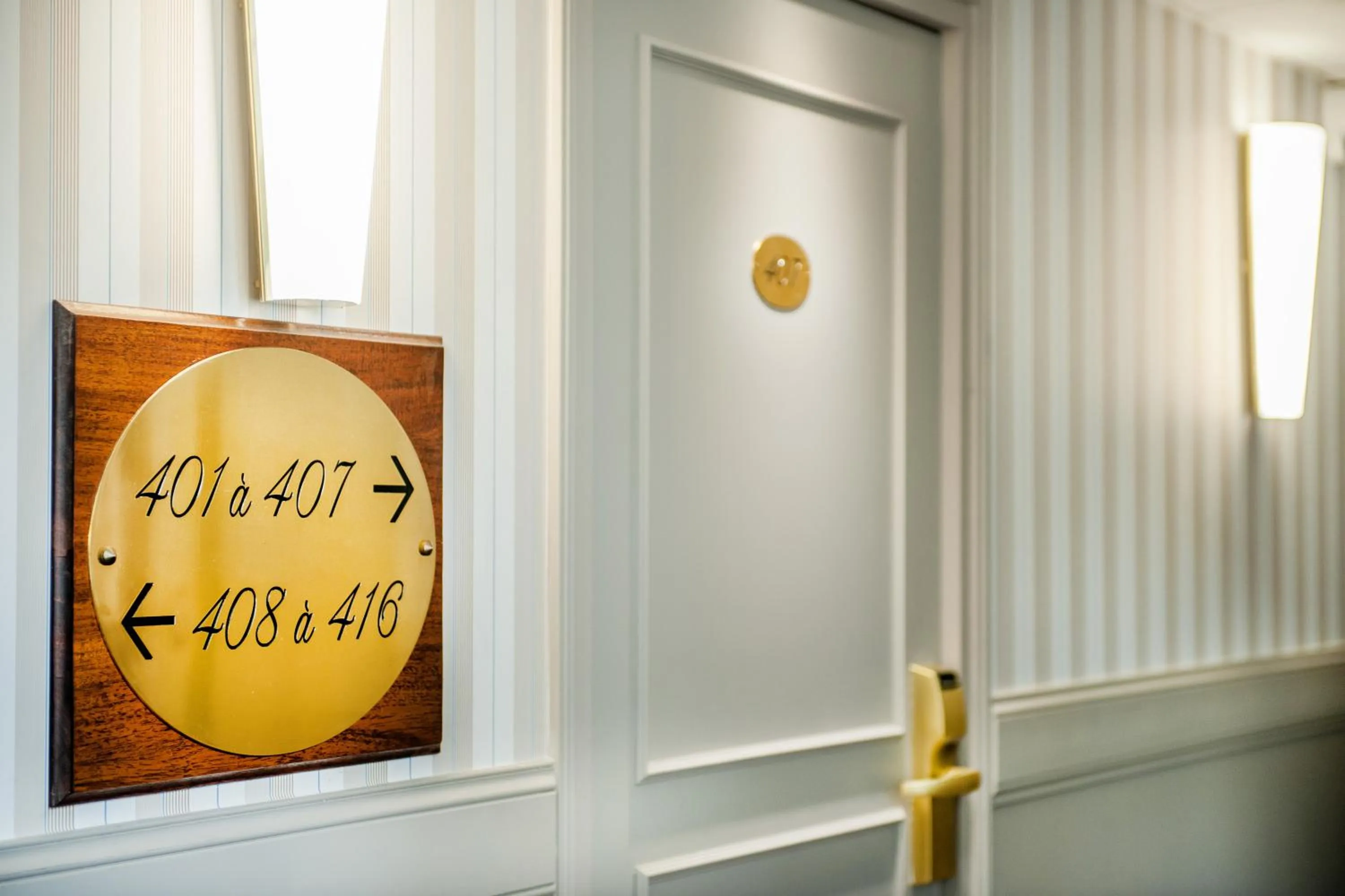 Decorative detail in Grand Hotel Gallia & Londres