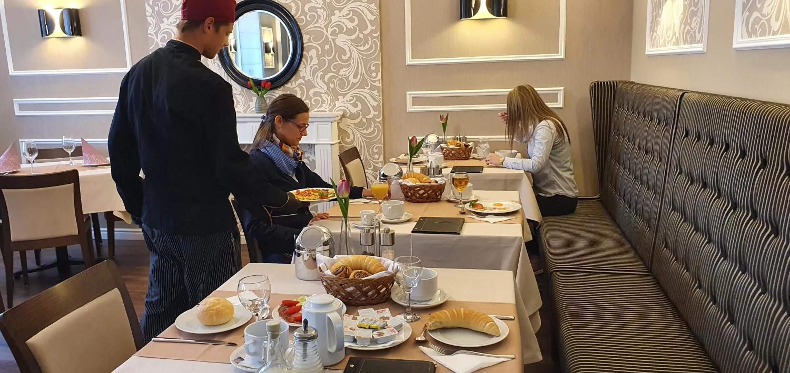 Breakfast in Piccolo Panzió Vendéglő Vinoteca