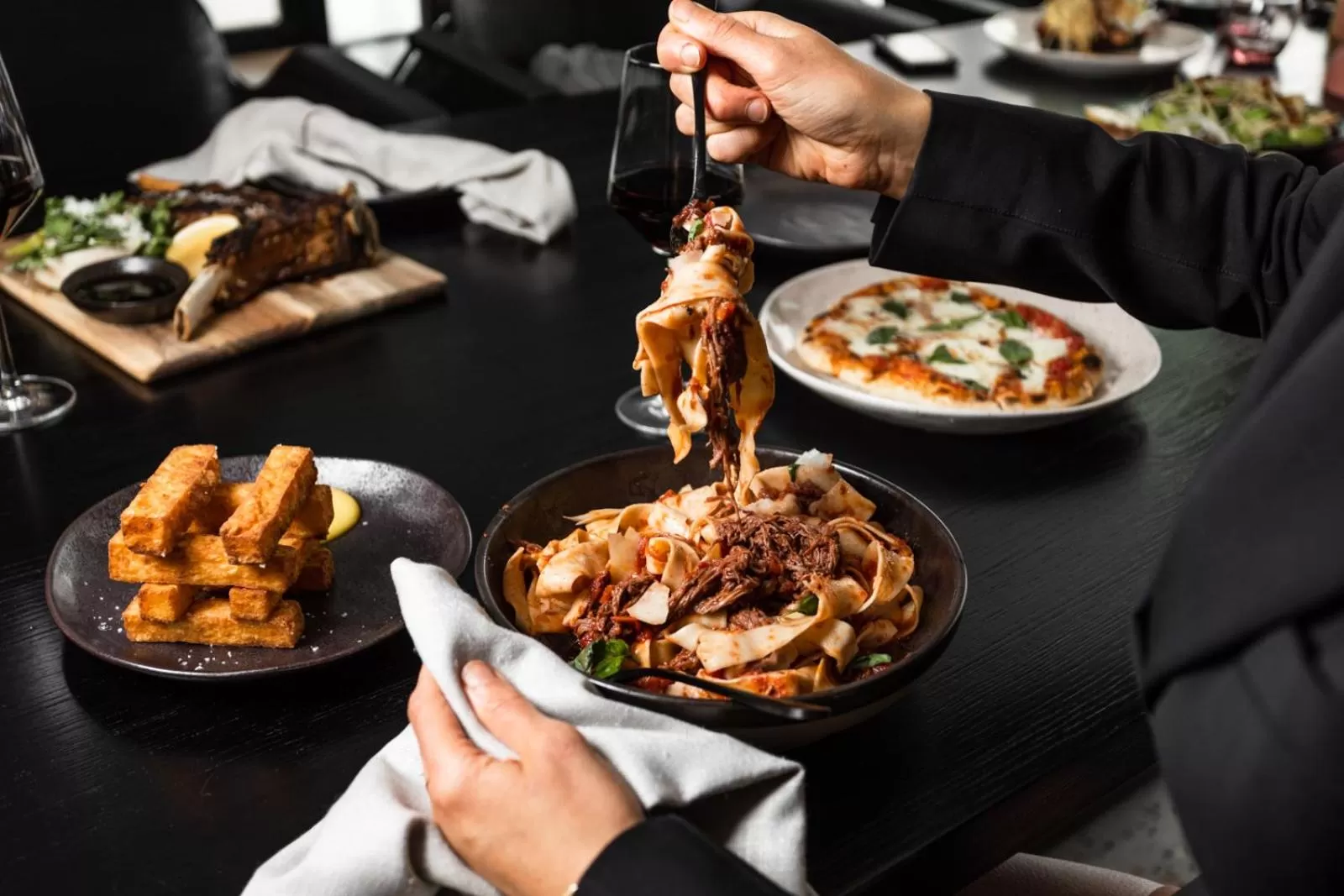 Restaurant/places to eat in Mövenpick Hotel Hobart