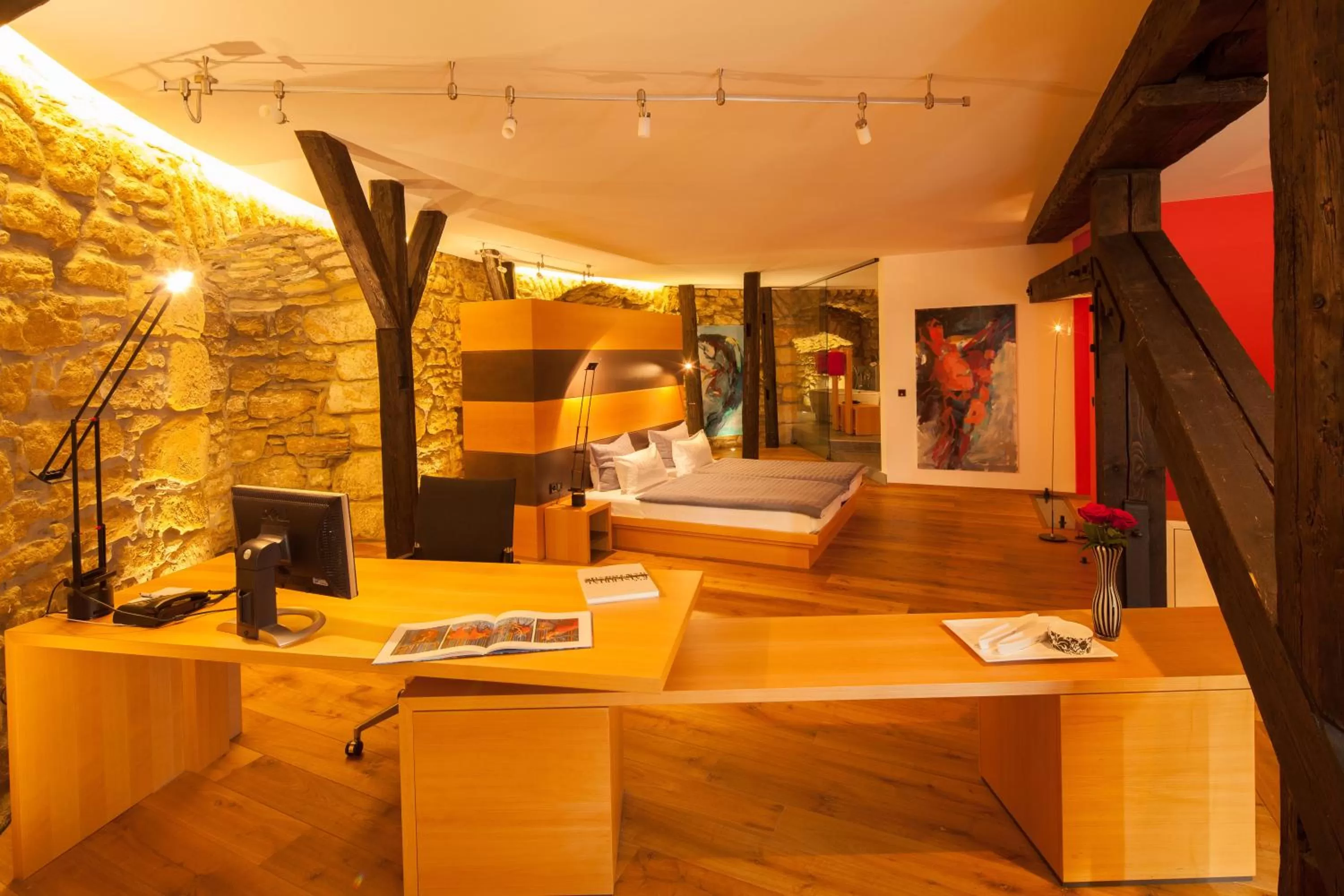 Photo of the whole room in Hotel Der Achtermann