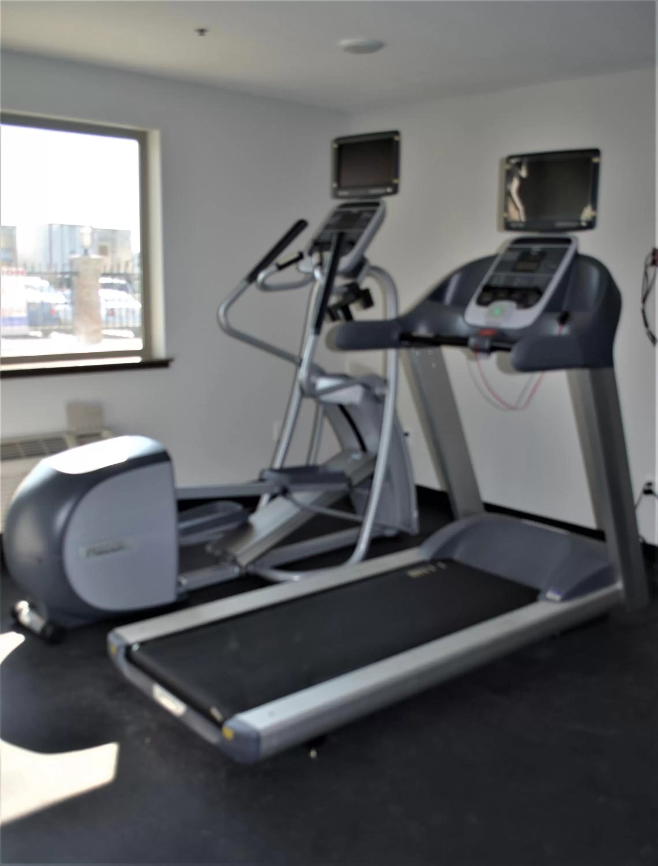 Fitness centre/facilities in Hotel 28 Boise Airport, an Ascend Collection Hotel
