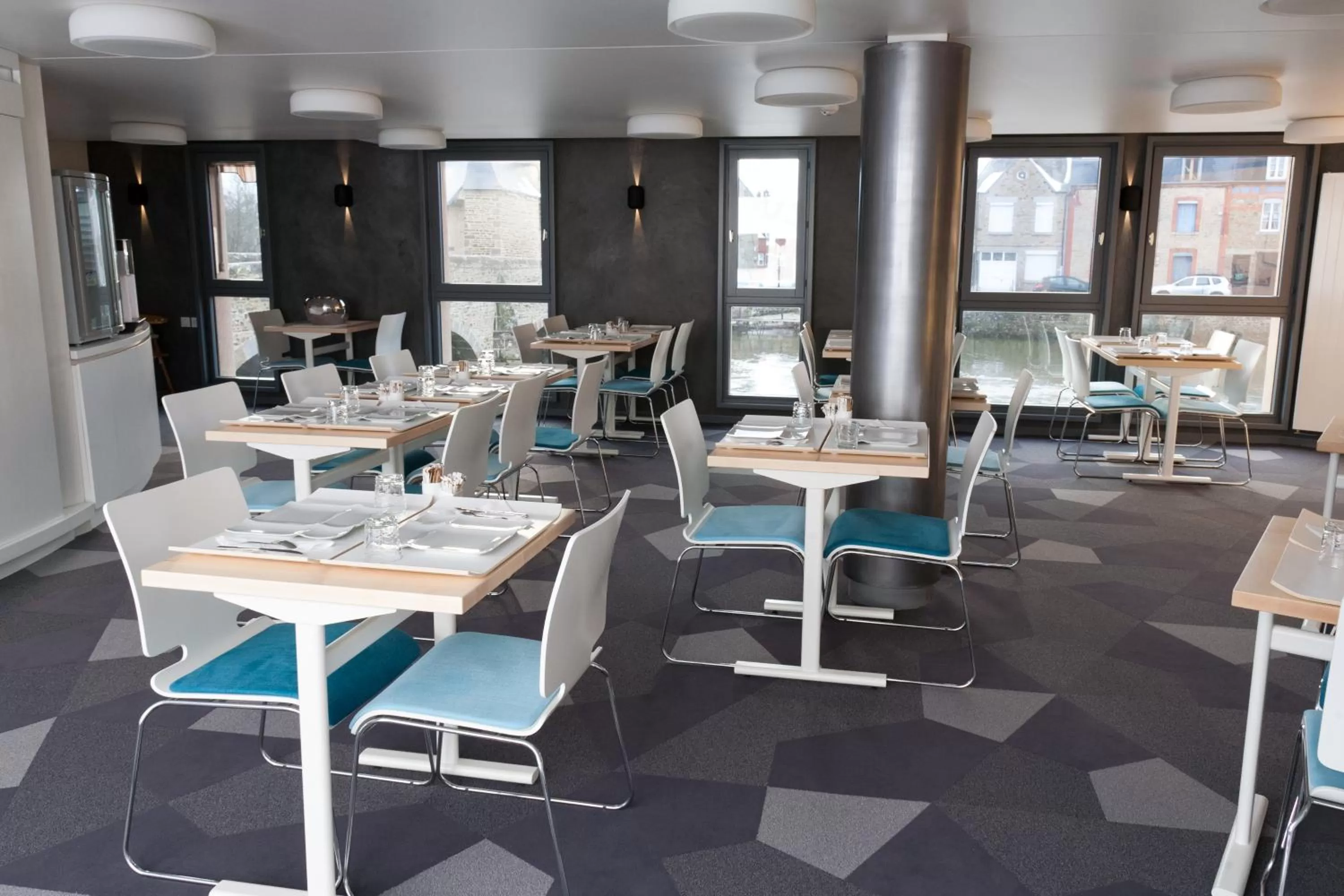 Restaurant/places to eat in Best Western Le Moulin de Ducey