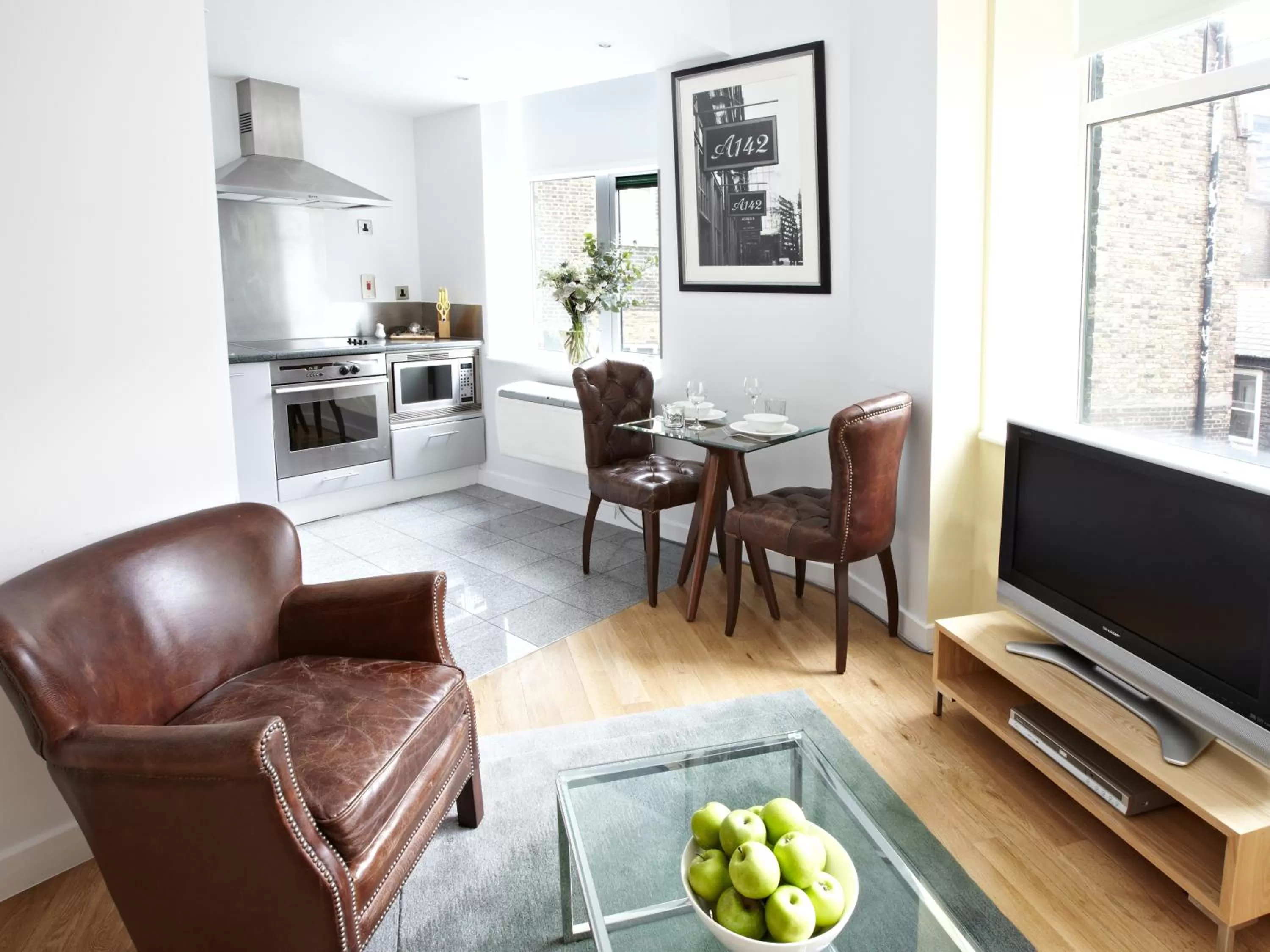 kitchen in 196 Bishopsgate
