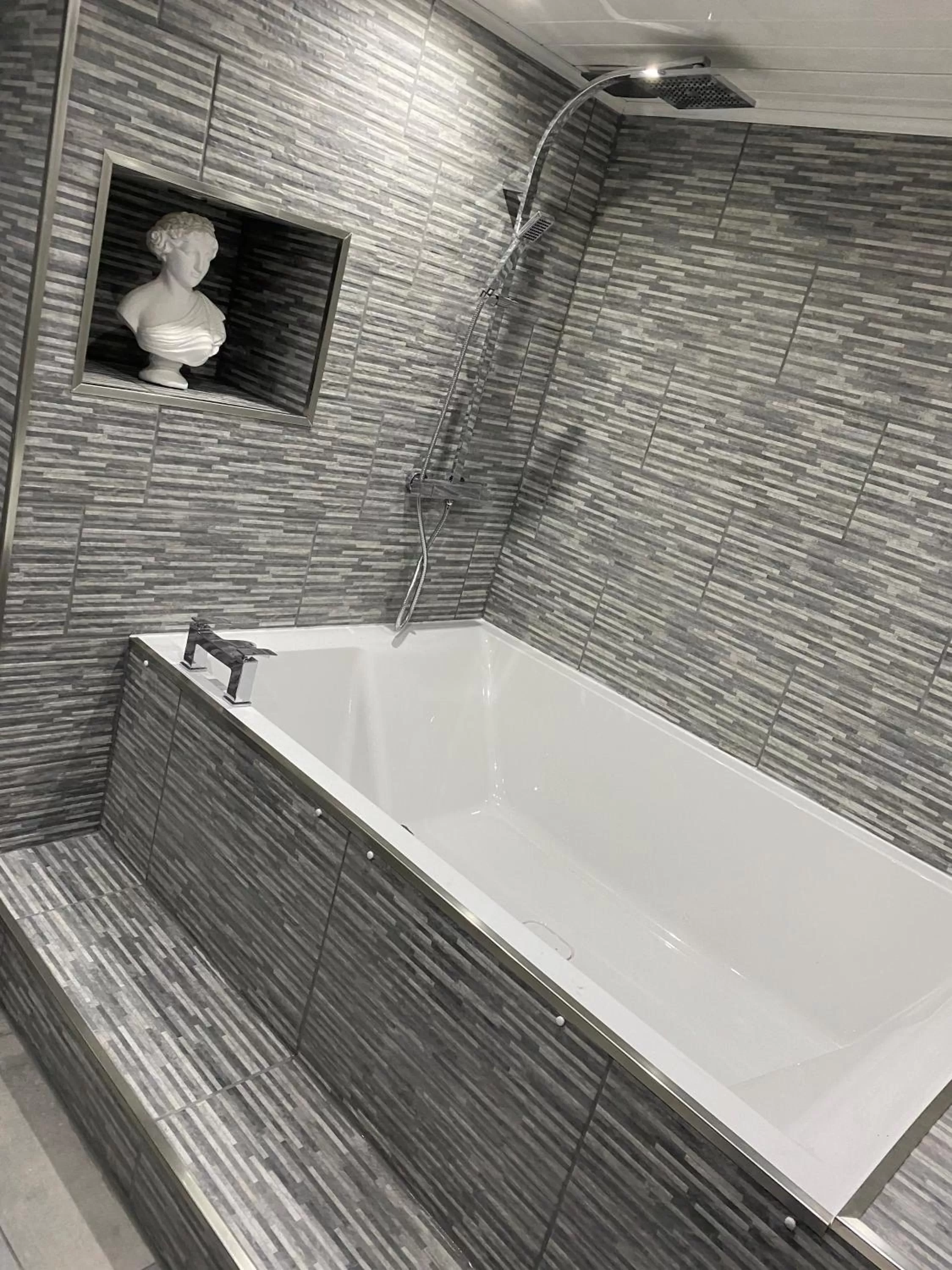 Bathroom in Beaufort Park Hotel