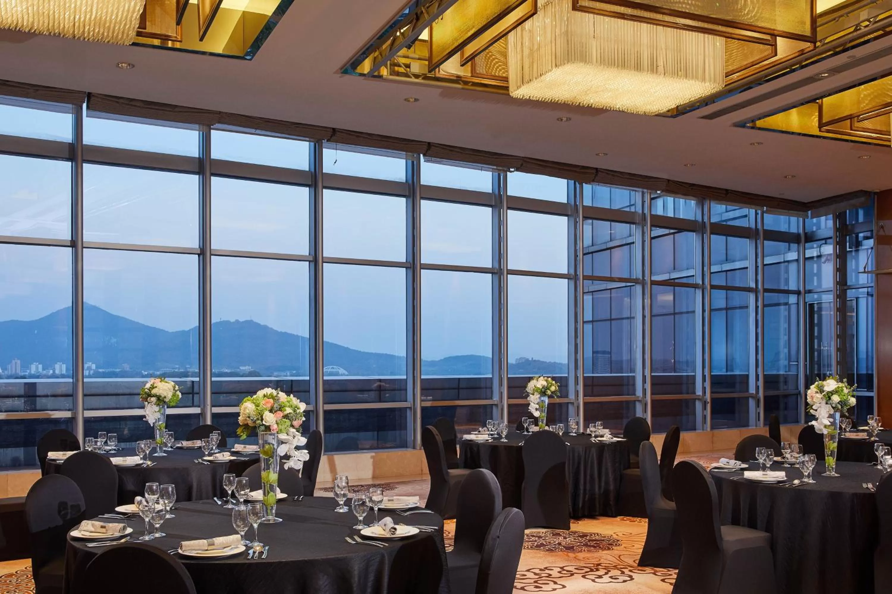 Meeting/conference room in The Westin Nanjing Xuanwu Lake