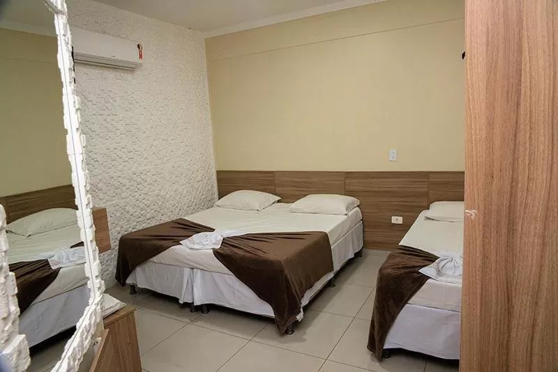 Bed in Aeroporto Plaza Hotel