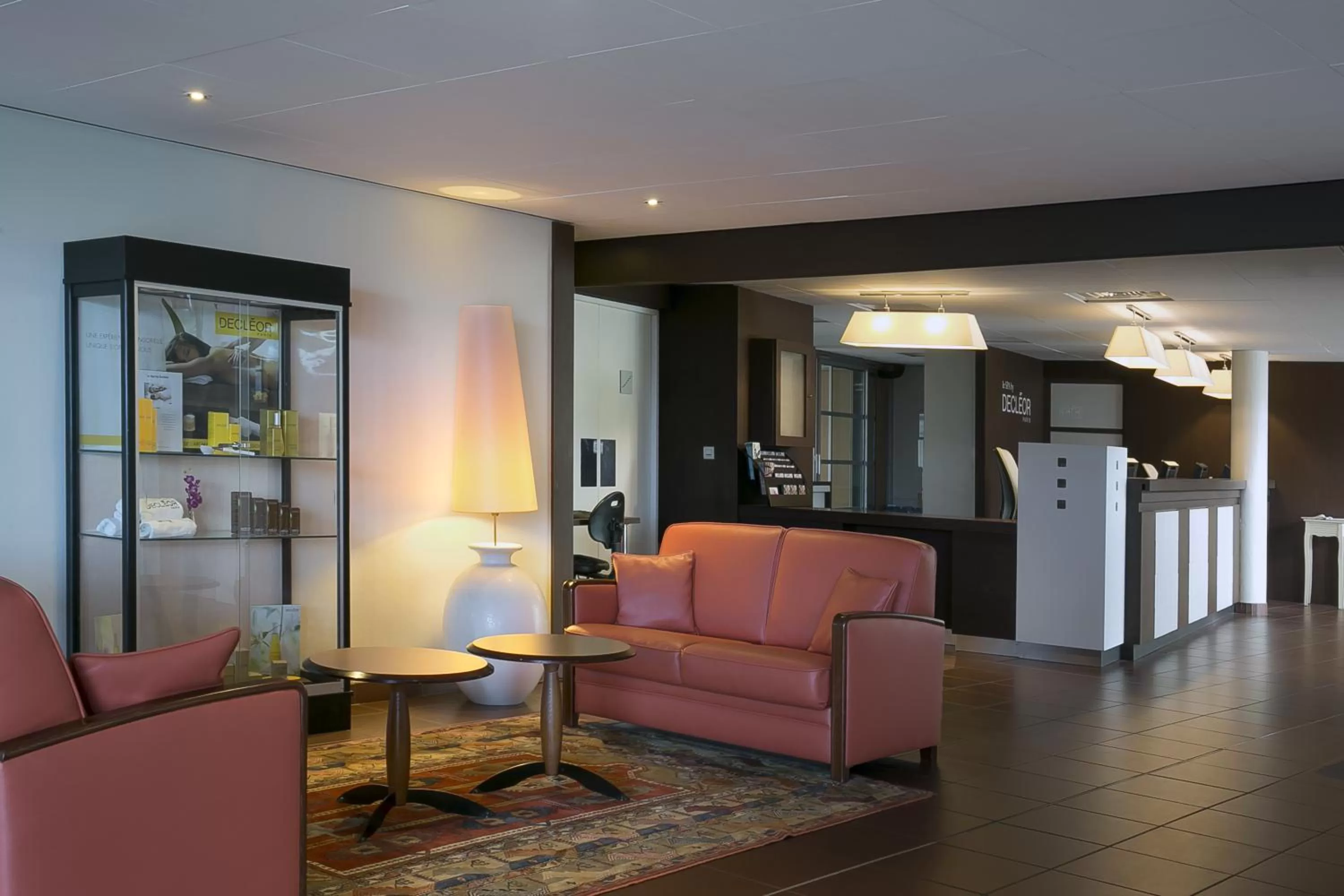 Lobby or reception in Best Western Hotel Sourcéo