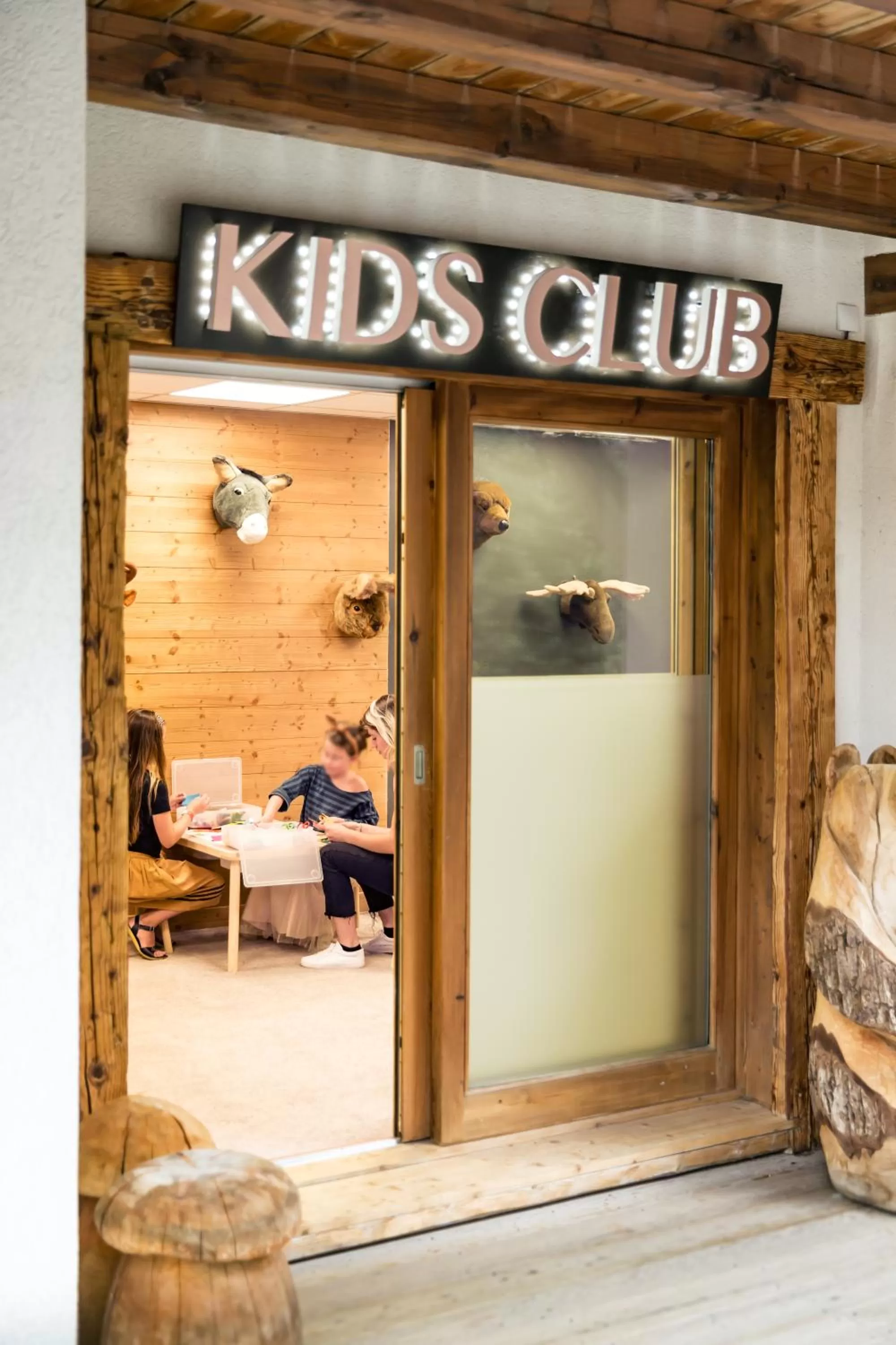 Staff in Les Loges Blanches Megève