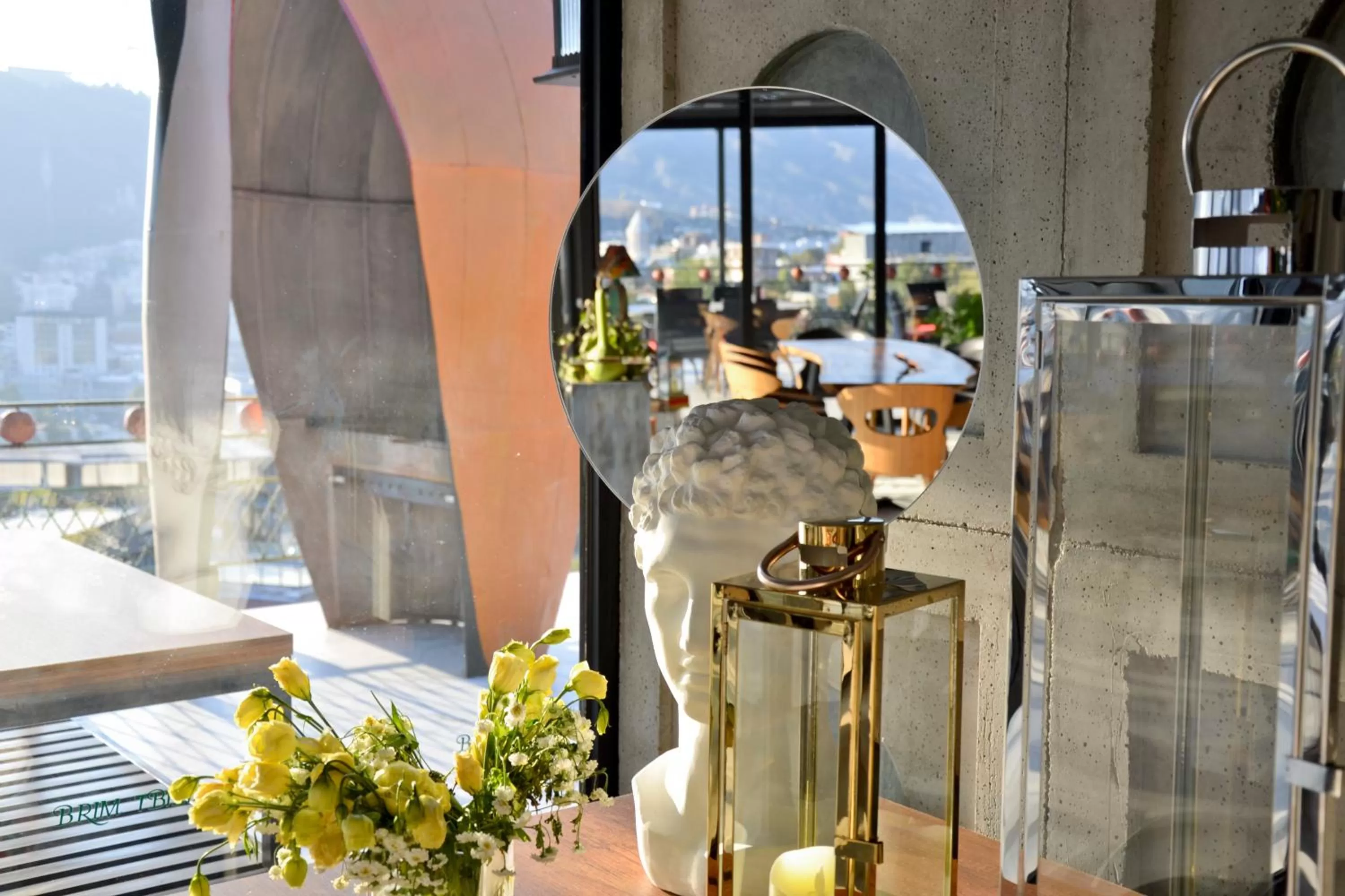 Food and drinks in Brim Hotel