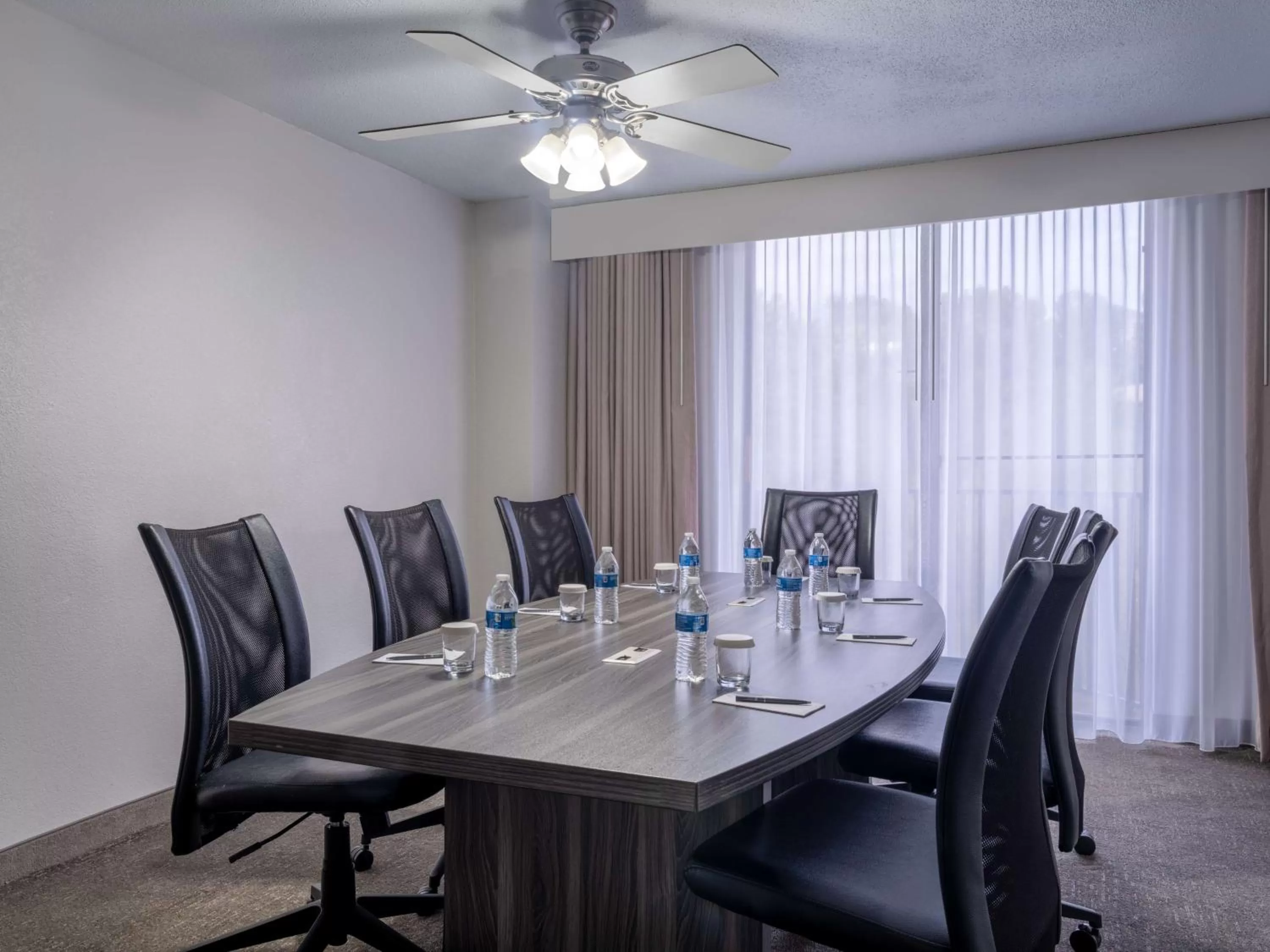 Executive King Suite - Non-Smoking in Embassy Suites Baltimore - North/Hunt Valley