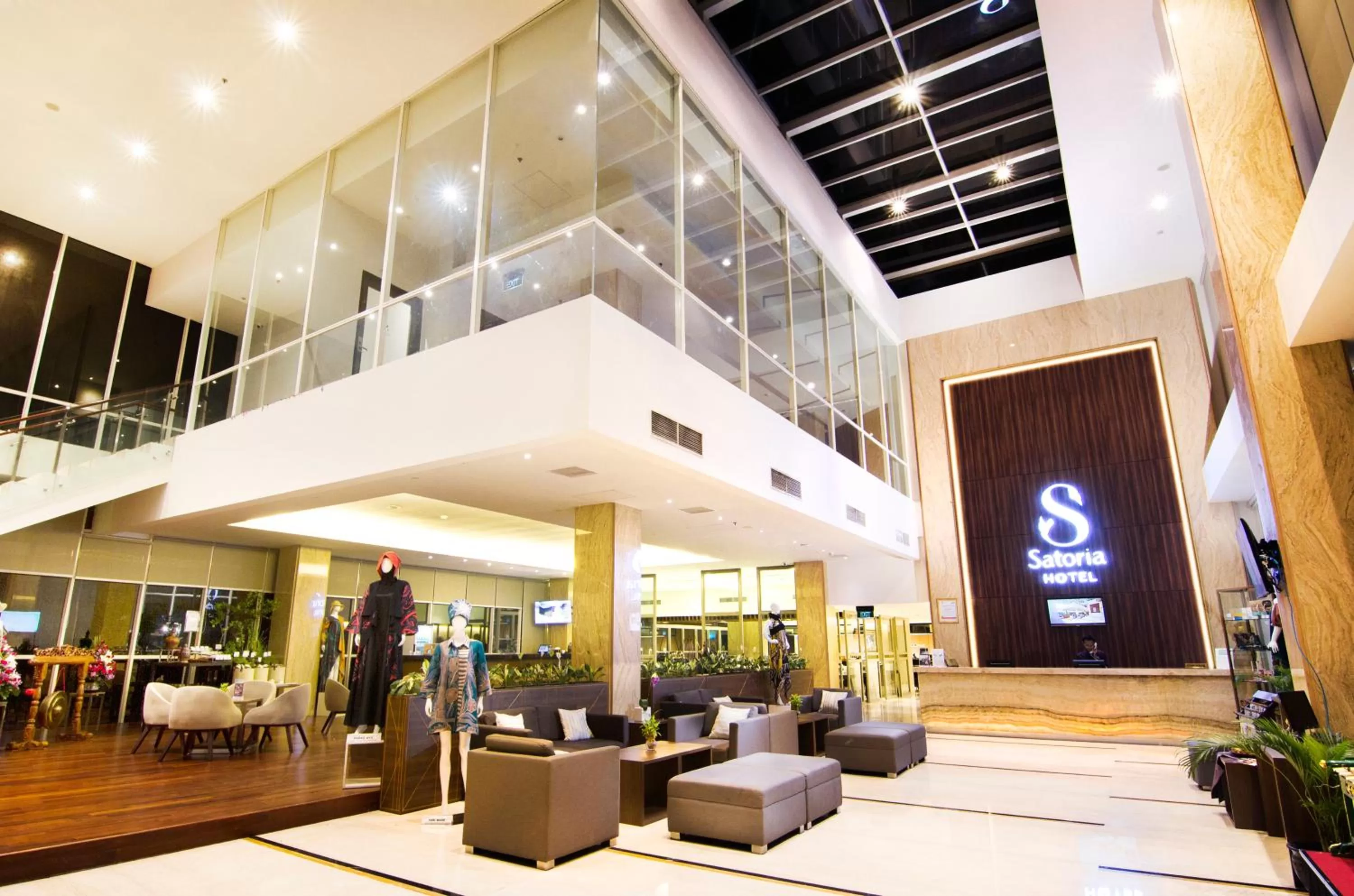 Lobby or reception in Satoria Hotel Yogyakarta - CHSE Certified