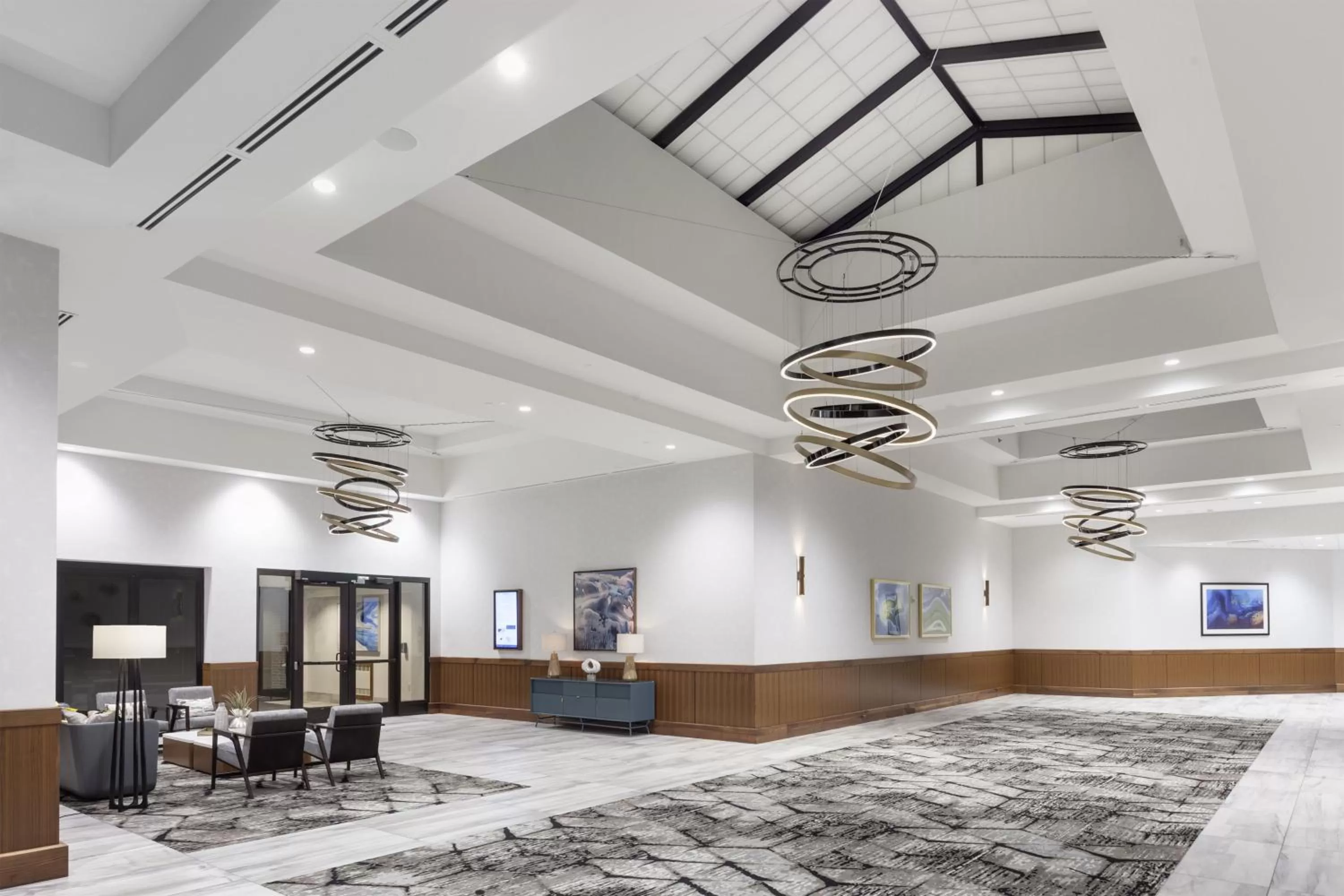 Lobby or reception in Crowne Plaza Lansing by IHG