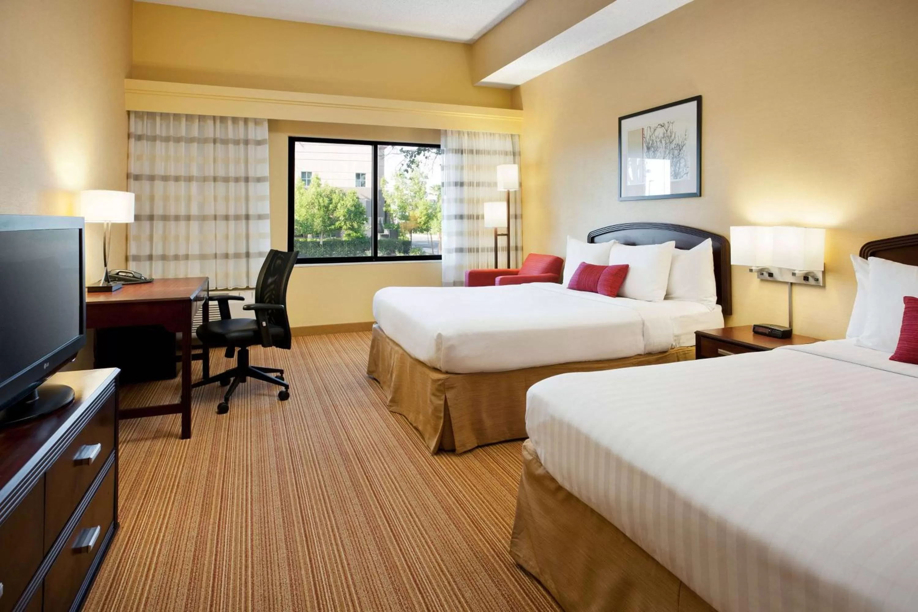 Hearing Accessible Guestroom Two Queens in Sonesta Select Las Vegas Summerlin