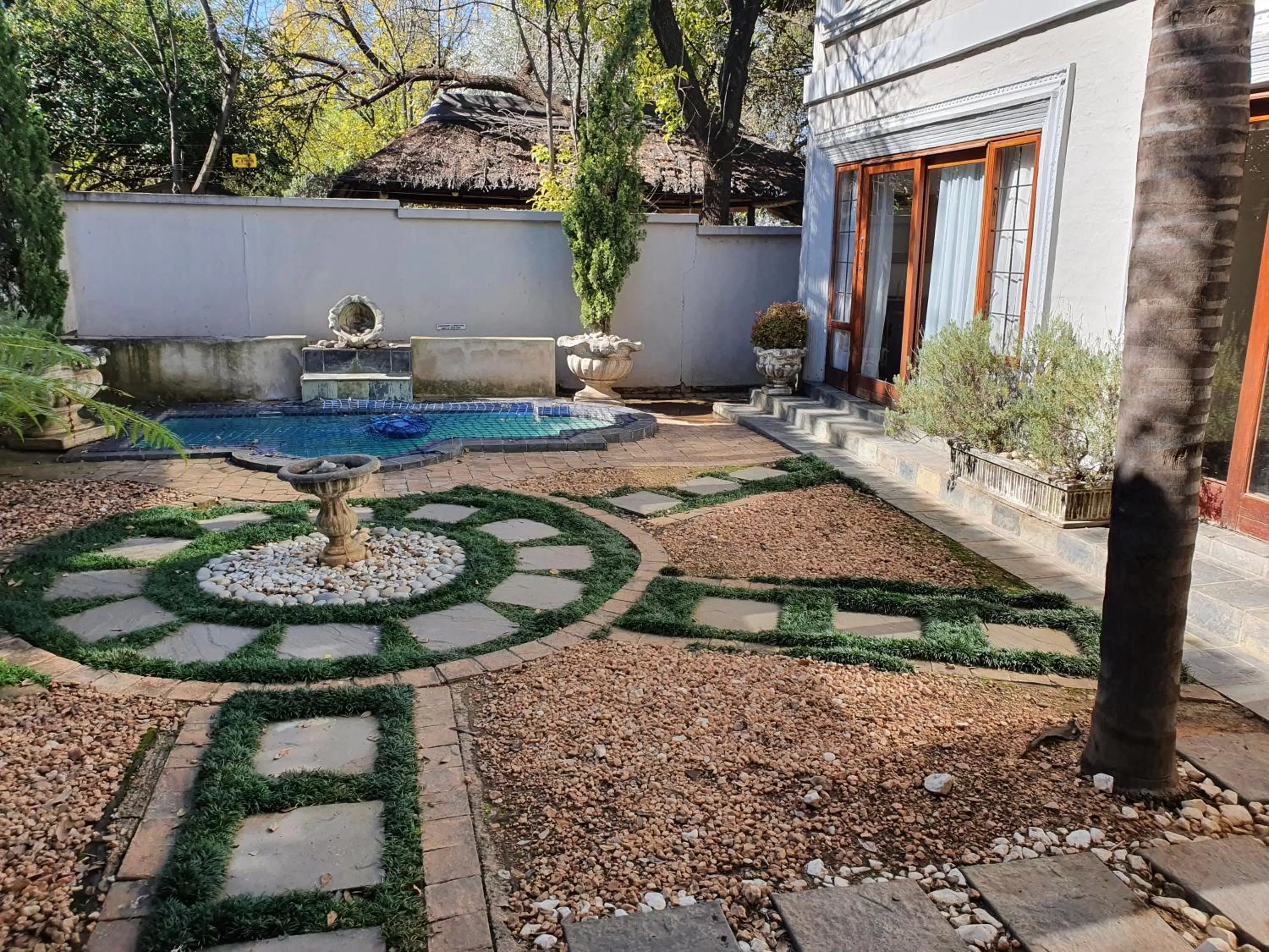 Swimming Pool in Troas Boutique hotel