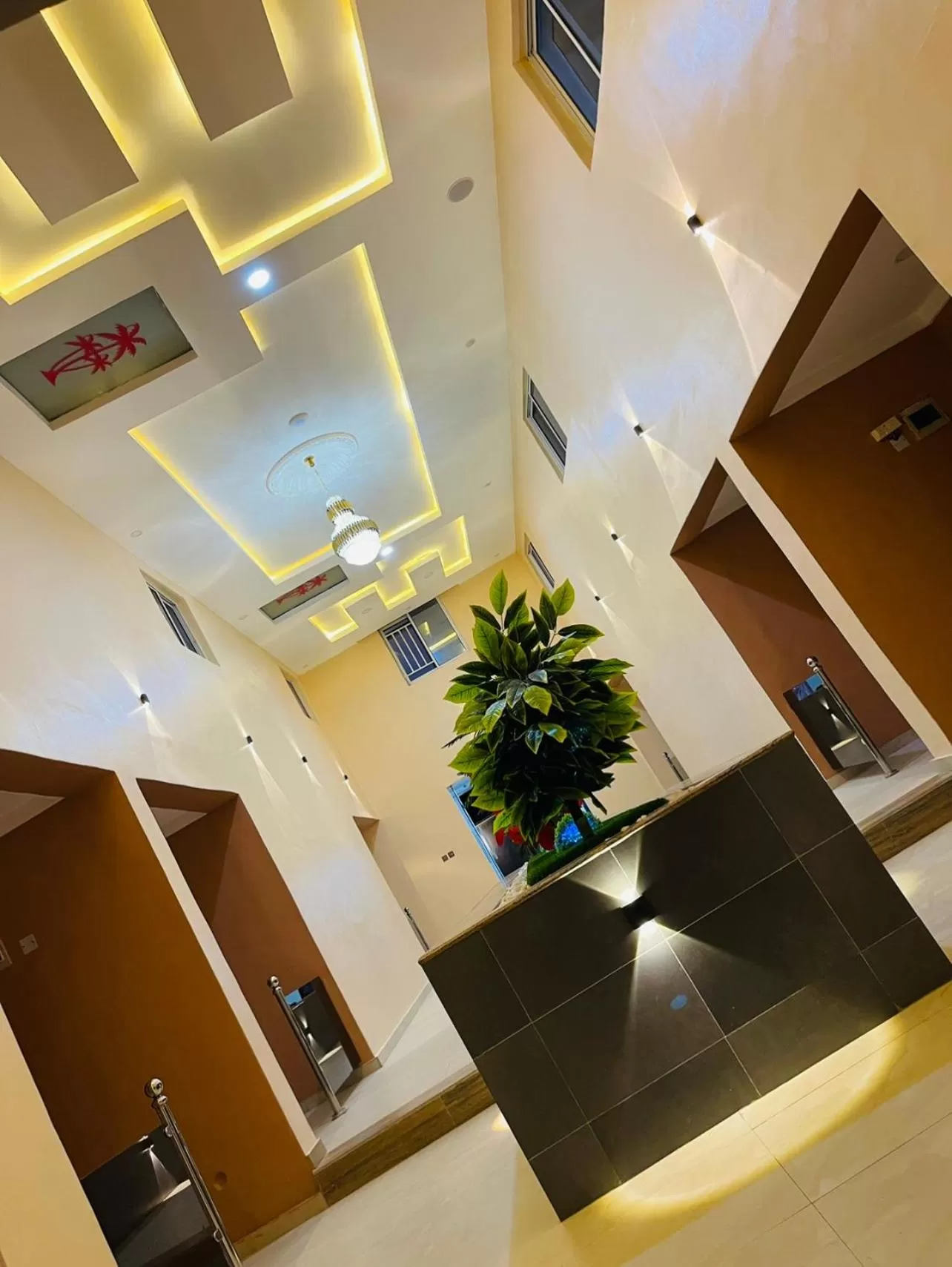 Inner courtyard view, Lobby/Reception in Beniks courtyard Hotel