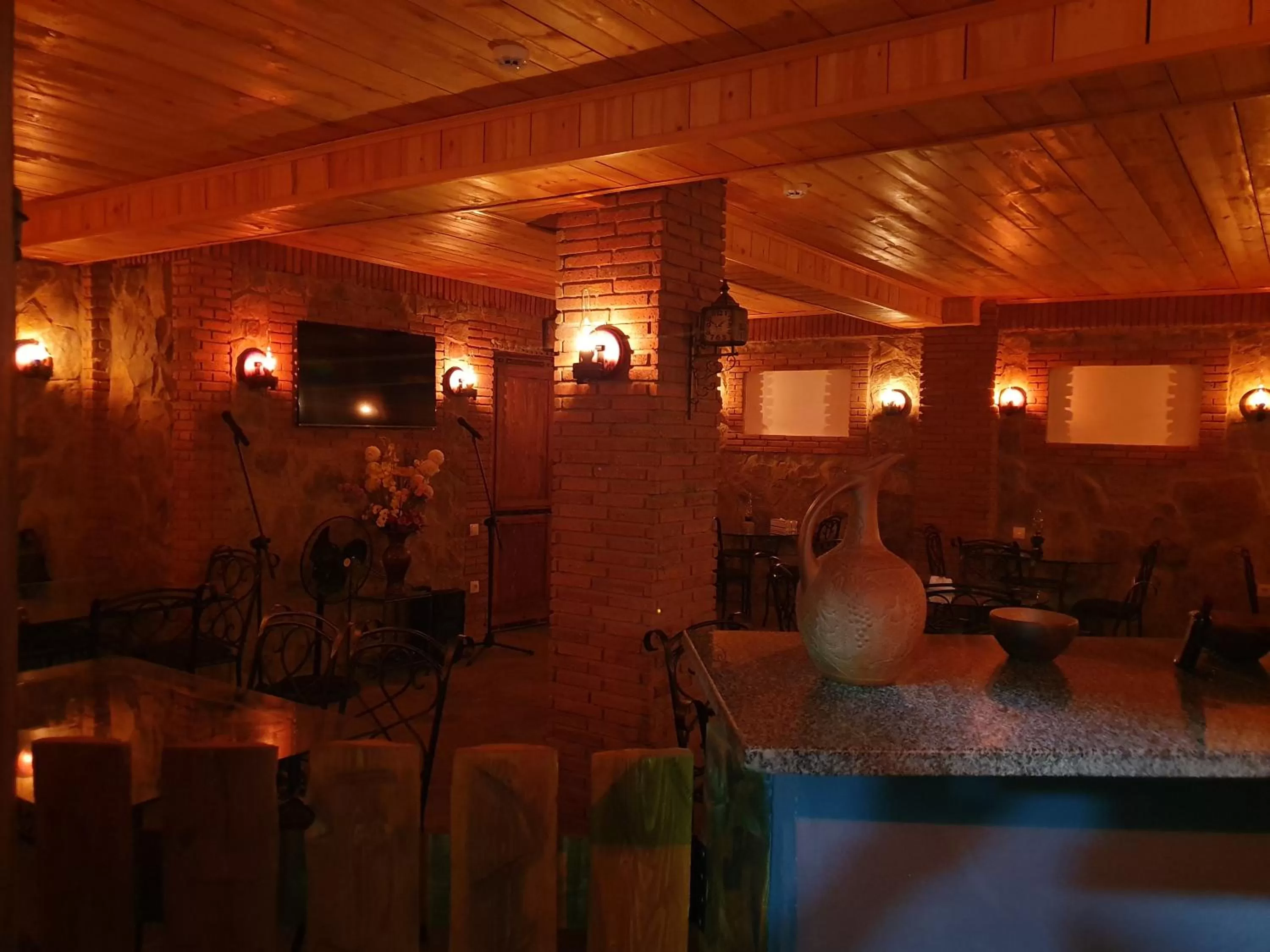 Restaurant/Places to Eat in Janashia Boutique Hotels