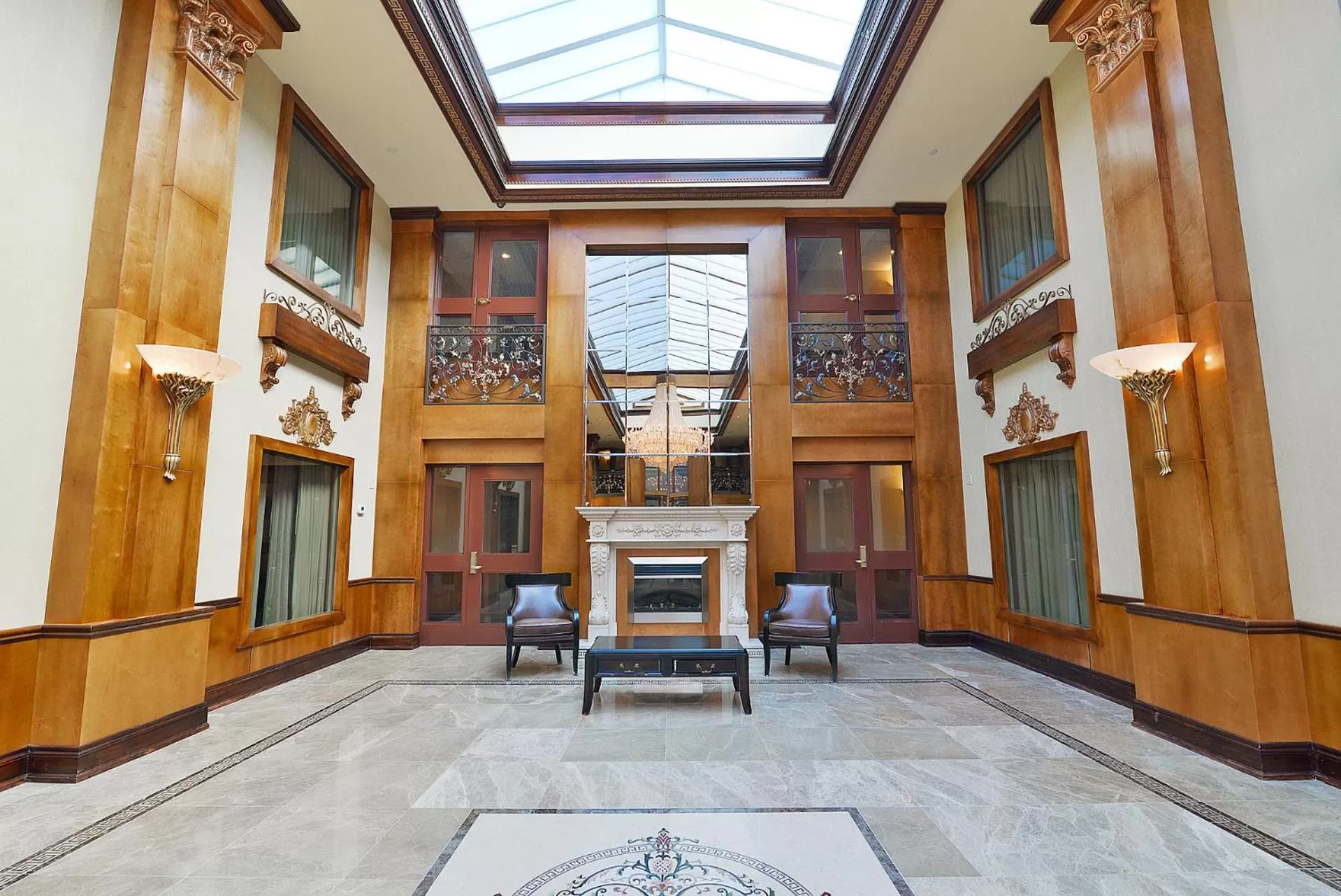 Decorative detail in Woodbine Hotel & Suites