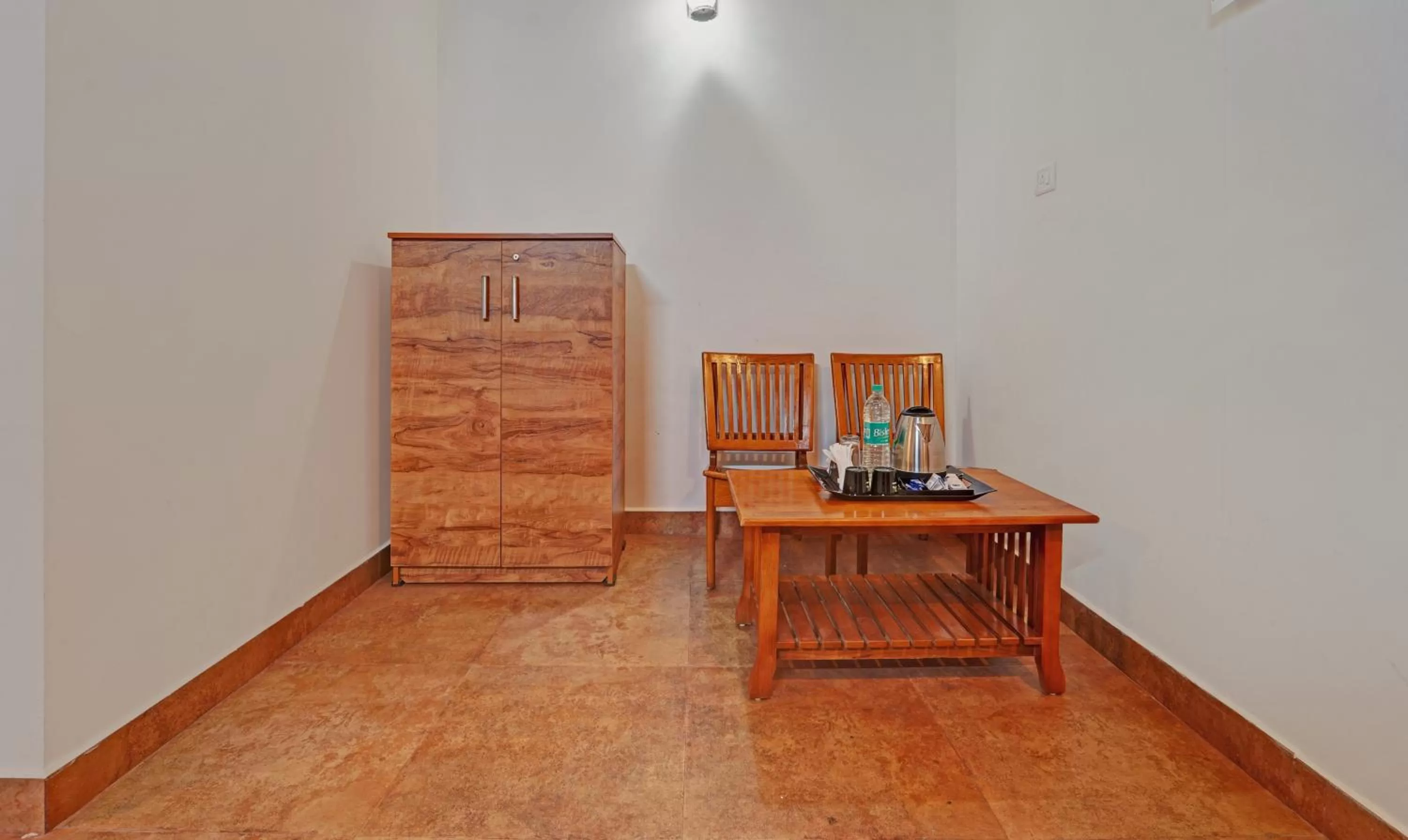 Seating area in Treebo Alaka Rester Homestay