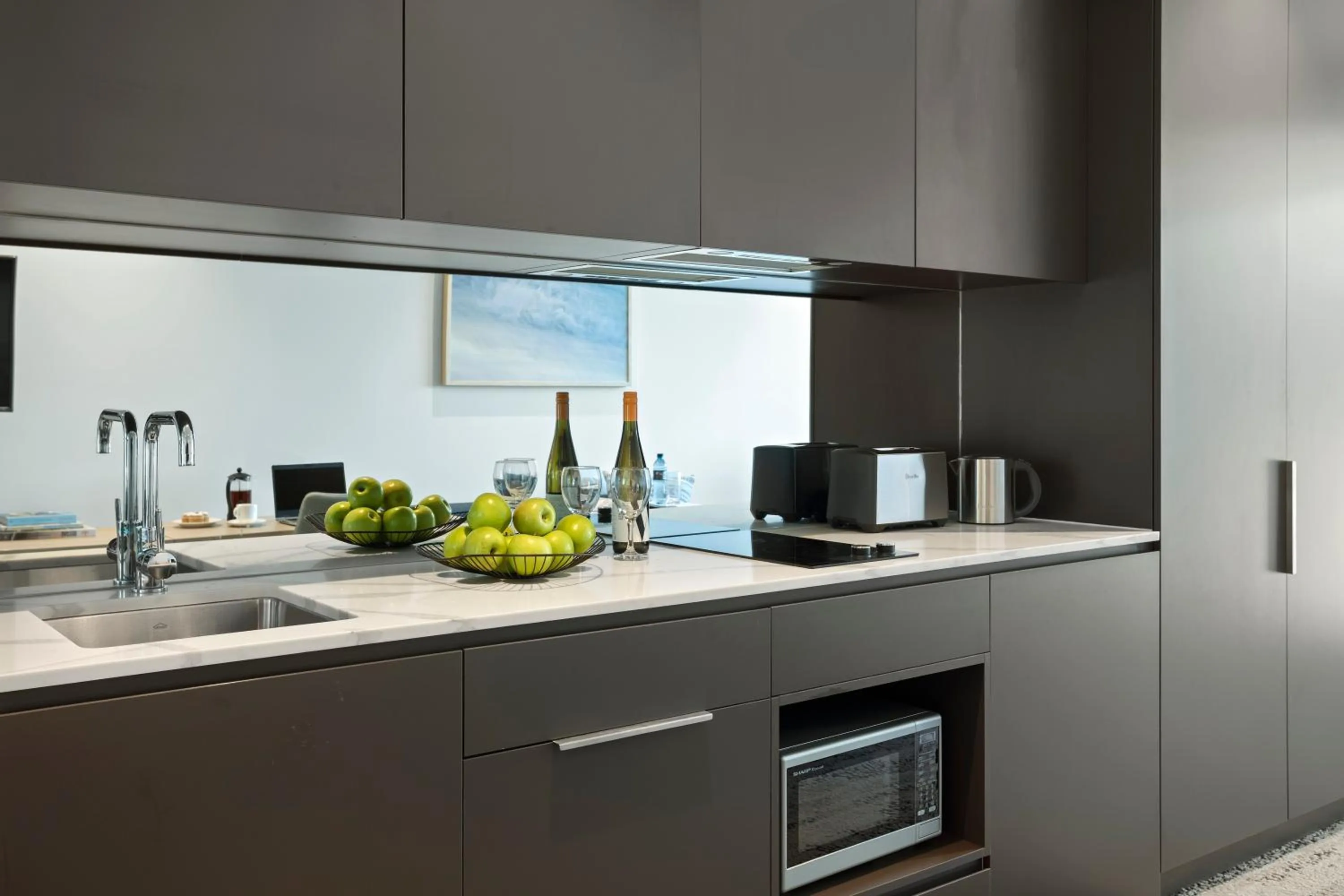 Coffee/tea facilities in Quest North Sydney